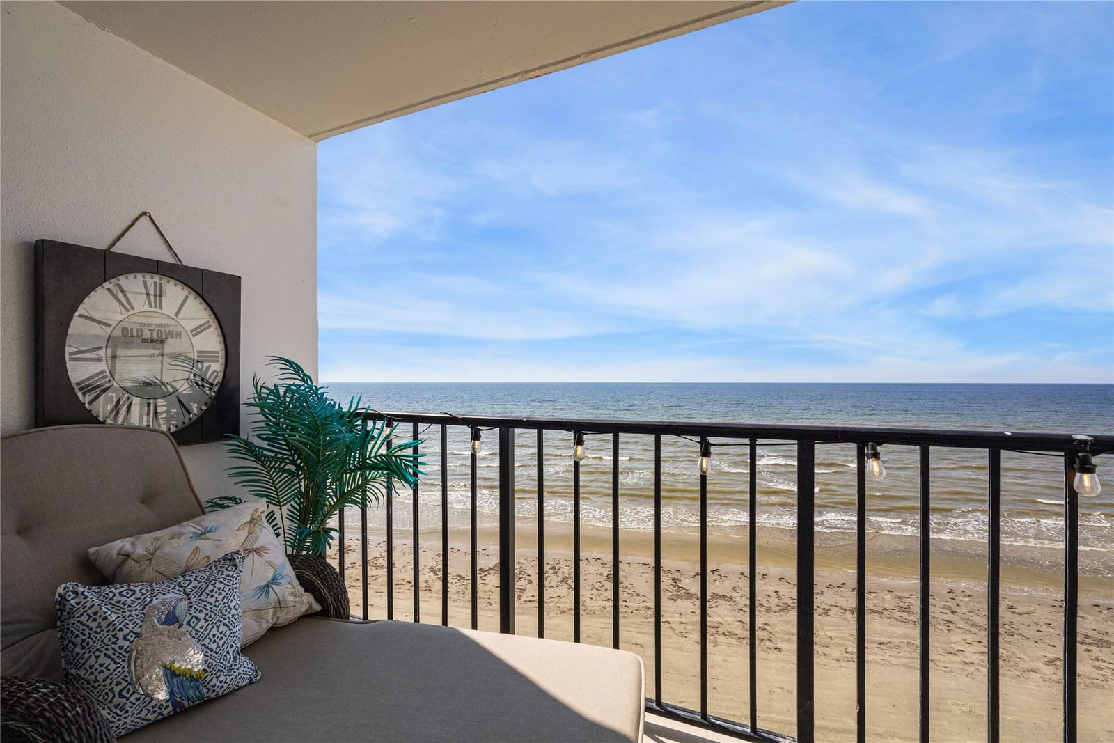 Real estate property located at 11947 Termini San Luis Pass #301, Galveston, Riviera Condo II 89, Galveston, TX, US