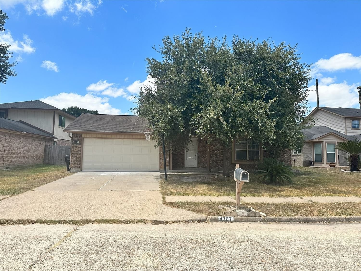 Real estate property located at 4707 Cairnsean, Harris, Glencairn Village Sec 01, Houston, TX, US