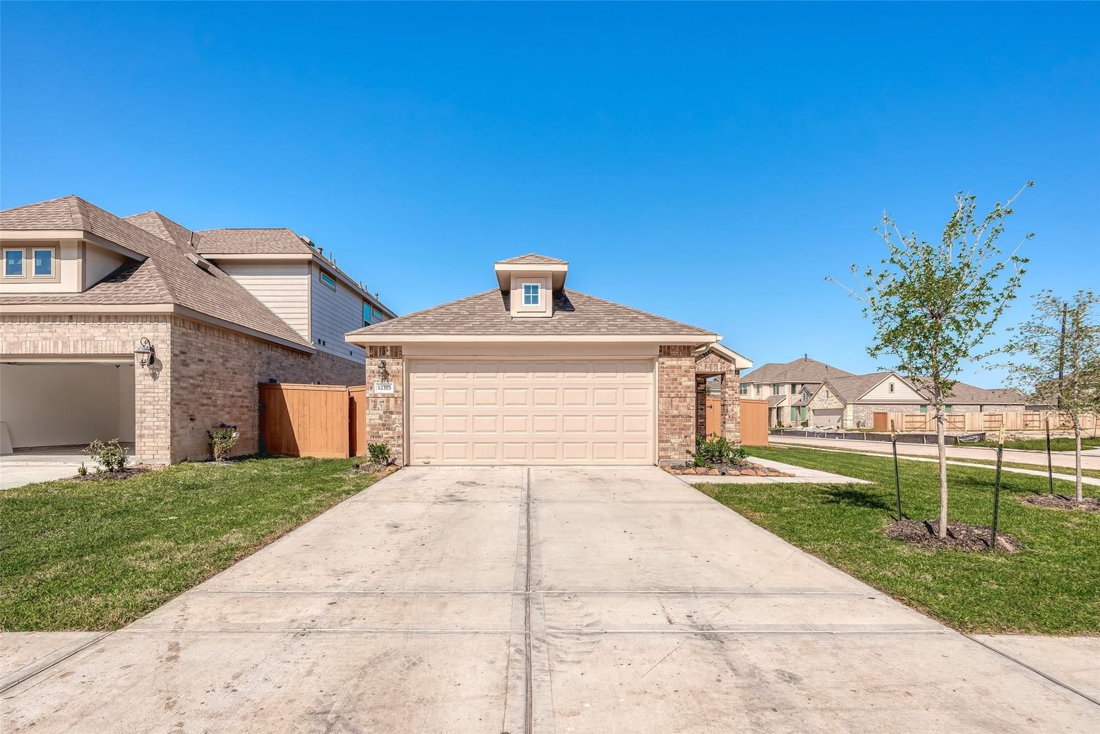 Real estate property located at 12323 Belhaven Terrace, Harris, Balmoral East, Humble, TX, US