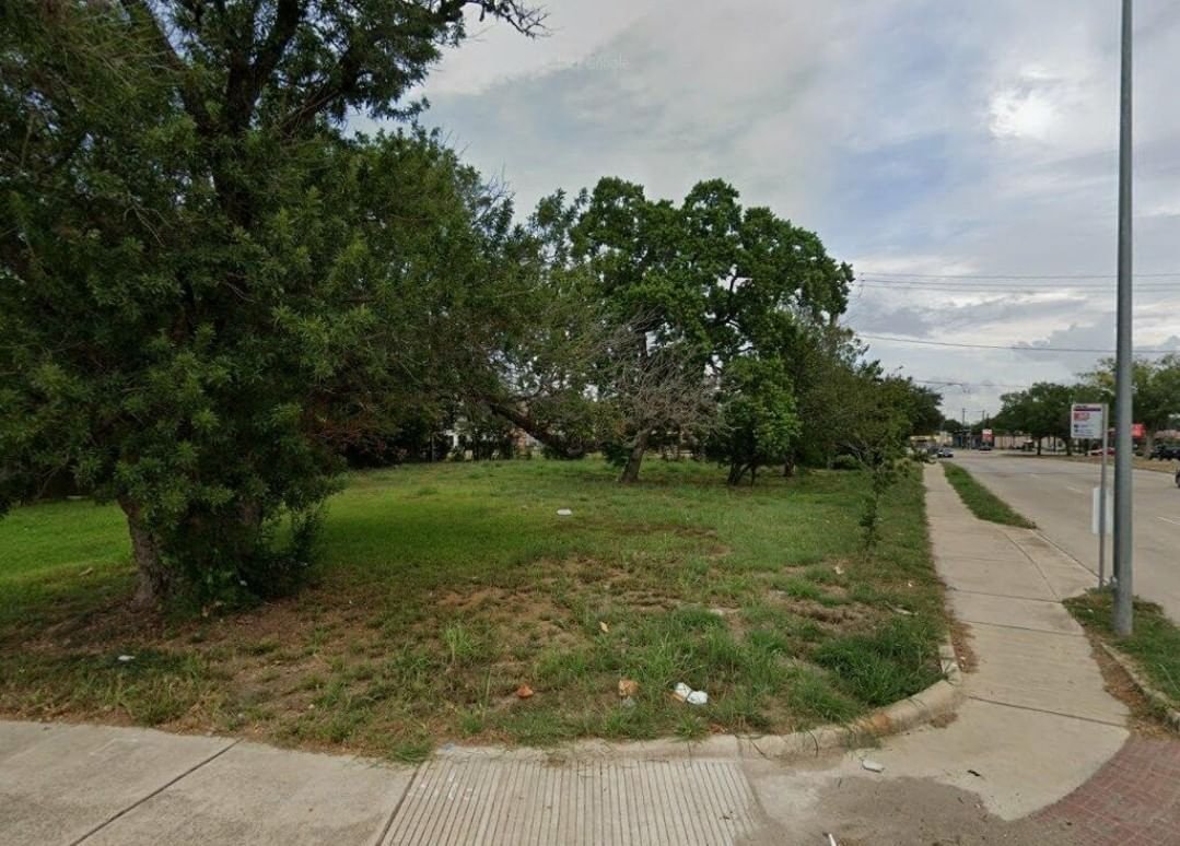 Real estate property located at 5631 Doulton, Harris, Edgewood Sec 01, Houston, TX, US