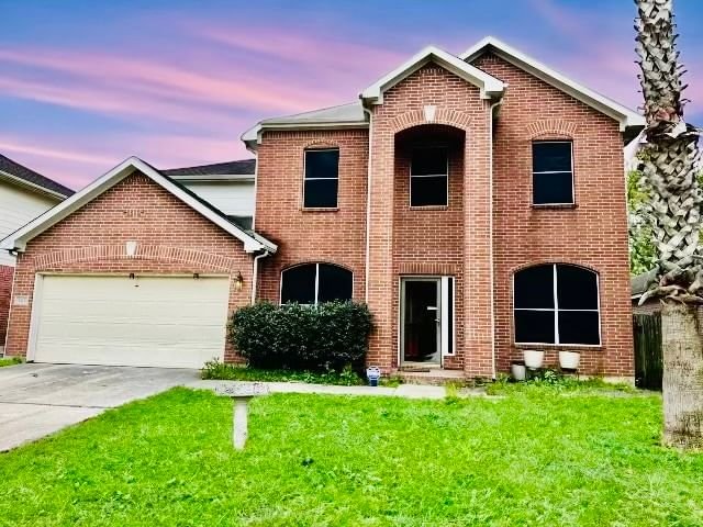 Real estate property located at 3811 Misty Falls, Harris, Heritage Park Sec 27, Friendswood, TX, US