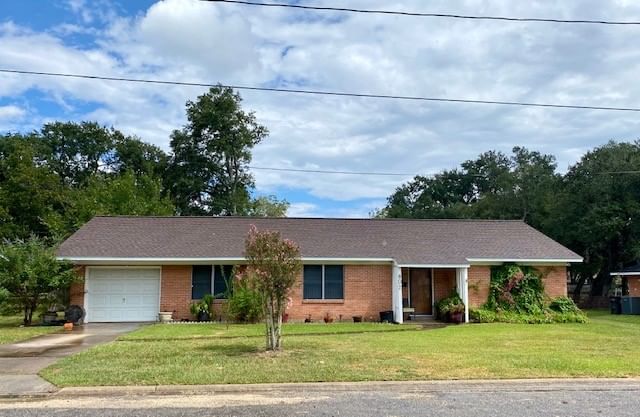 Real estate property located at 802 Progress, Jackson, Shady Oaks, Edna, TX, US