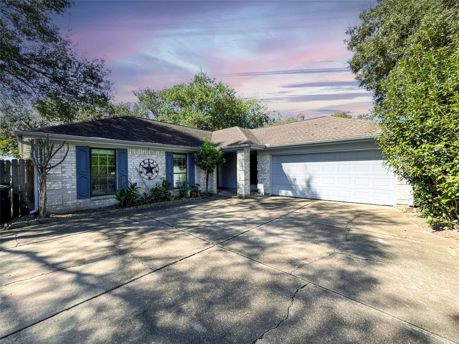 Real estate property located at 15438 Tadworth, Harris, Meadowgreen Sec 02, Houston, TX, US