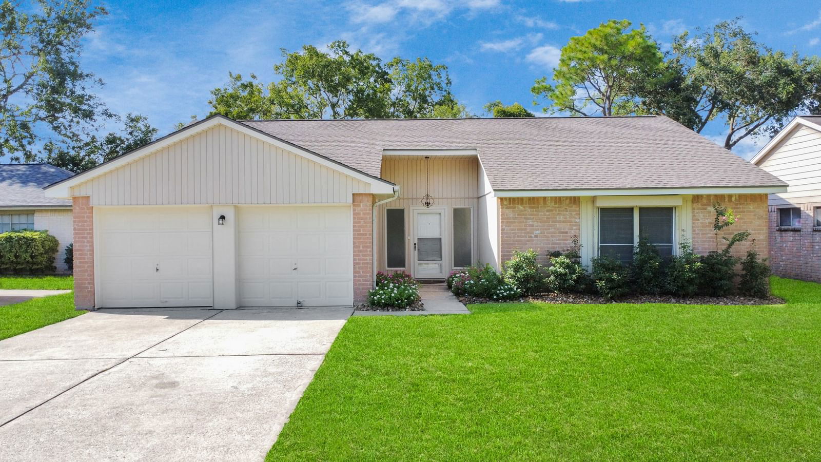 Real estate property located at 2795 Glen Haven, Galveston, Meadow Bend, League City, TX, US