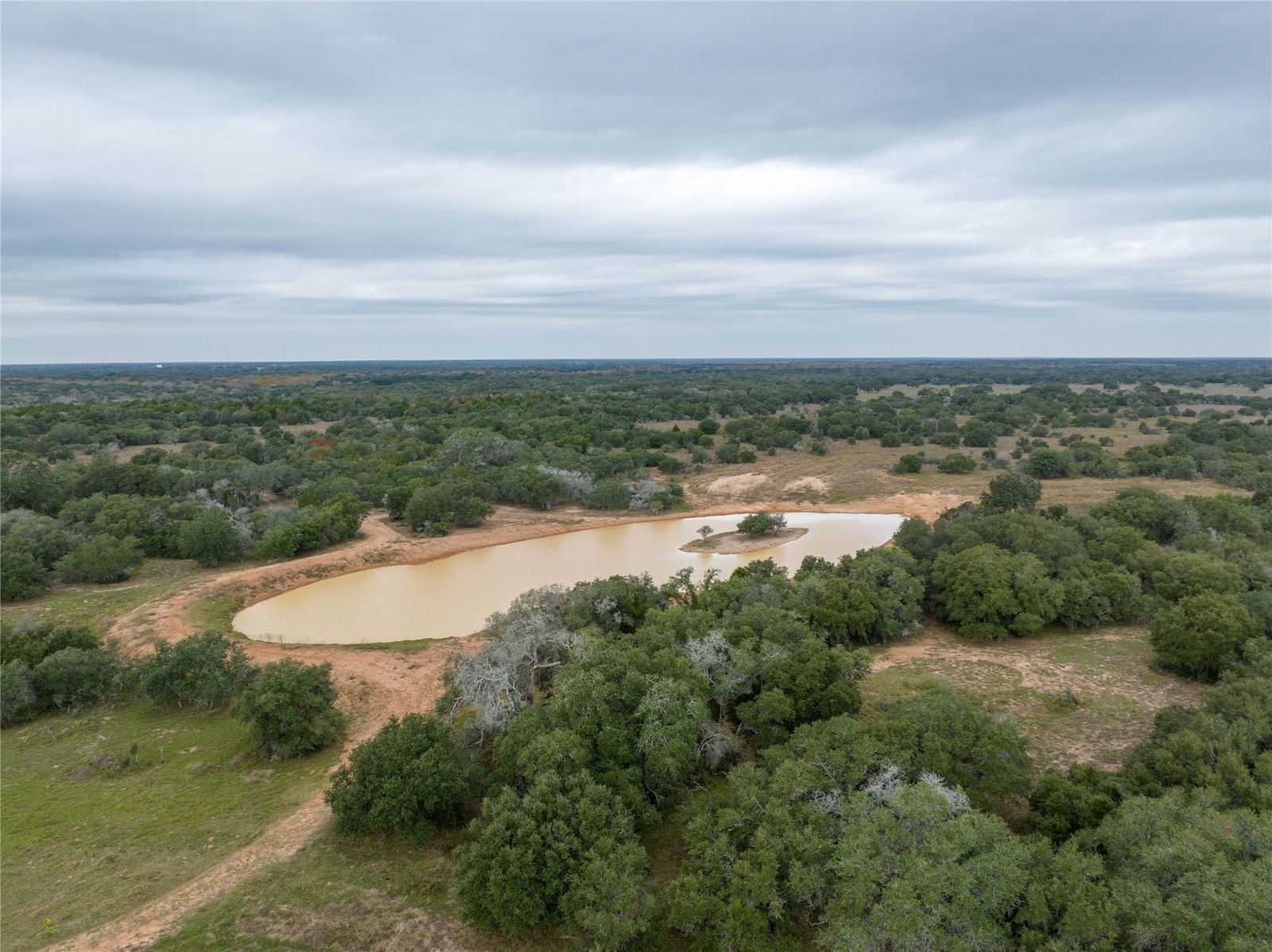 Real estate property located at 15272 State Highway 111, Lavaca, N/A, Yoakum, TX, US