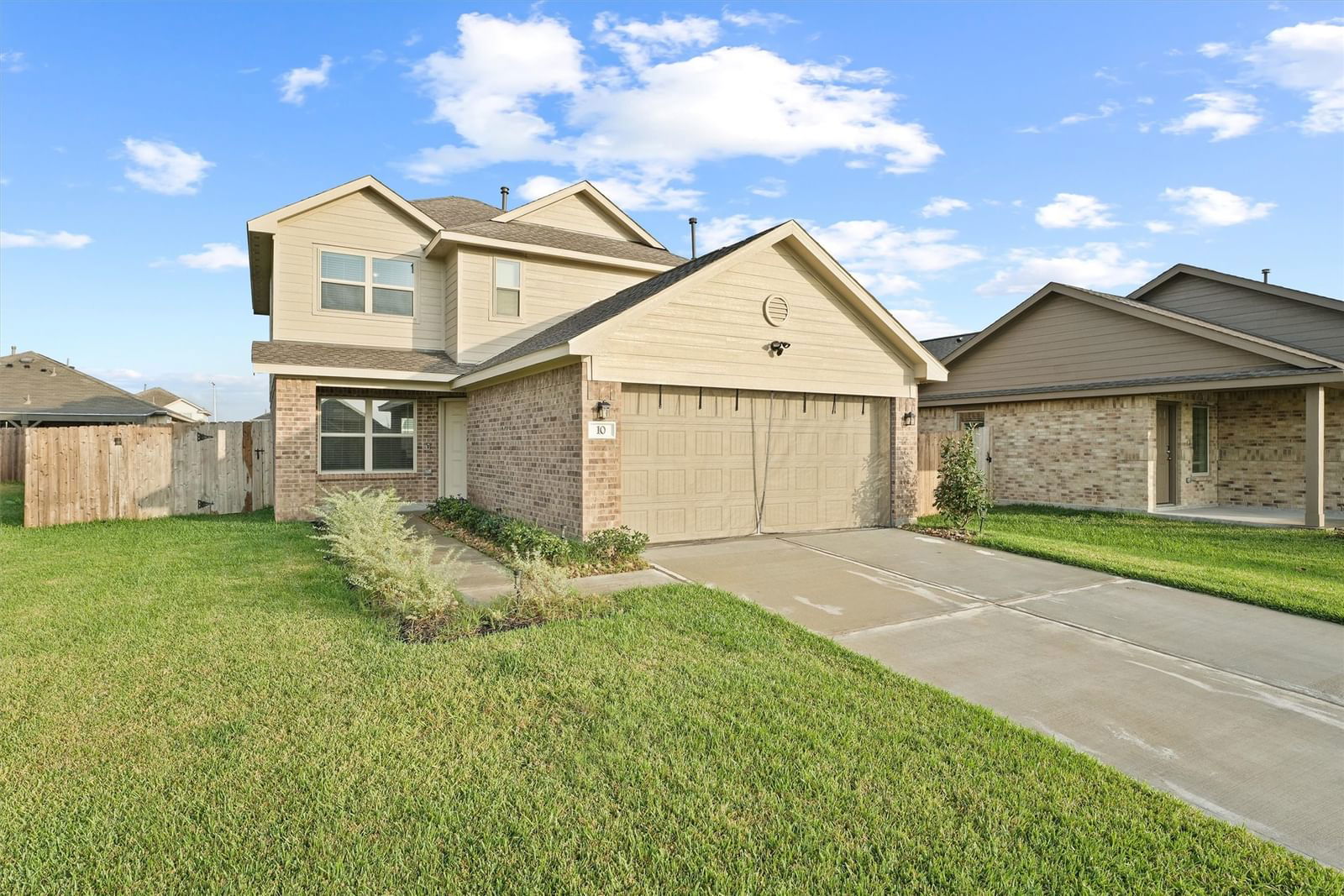 Real estate property located at 10 Riverwood Circle, Brazoria, Riverwood Ranch SD, Angleton, TX, US