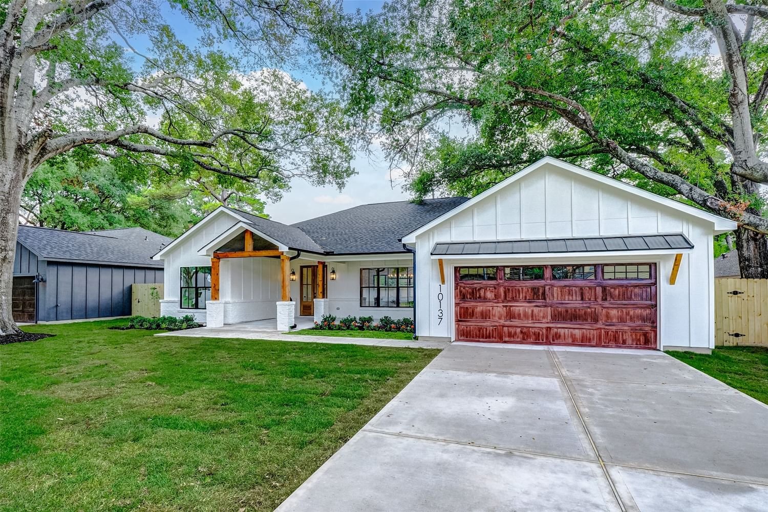 Real estate property located at 10137 Kerrwood, Harris, Houston, TX, US