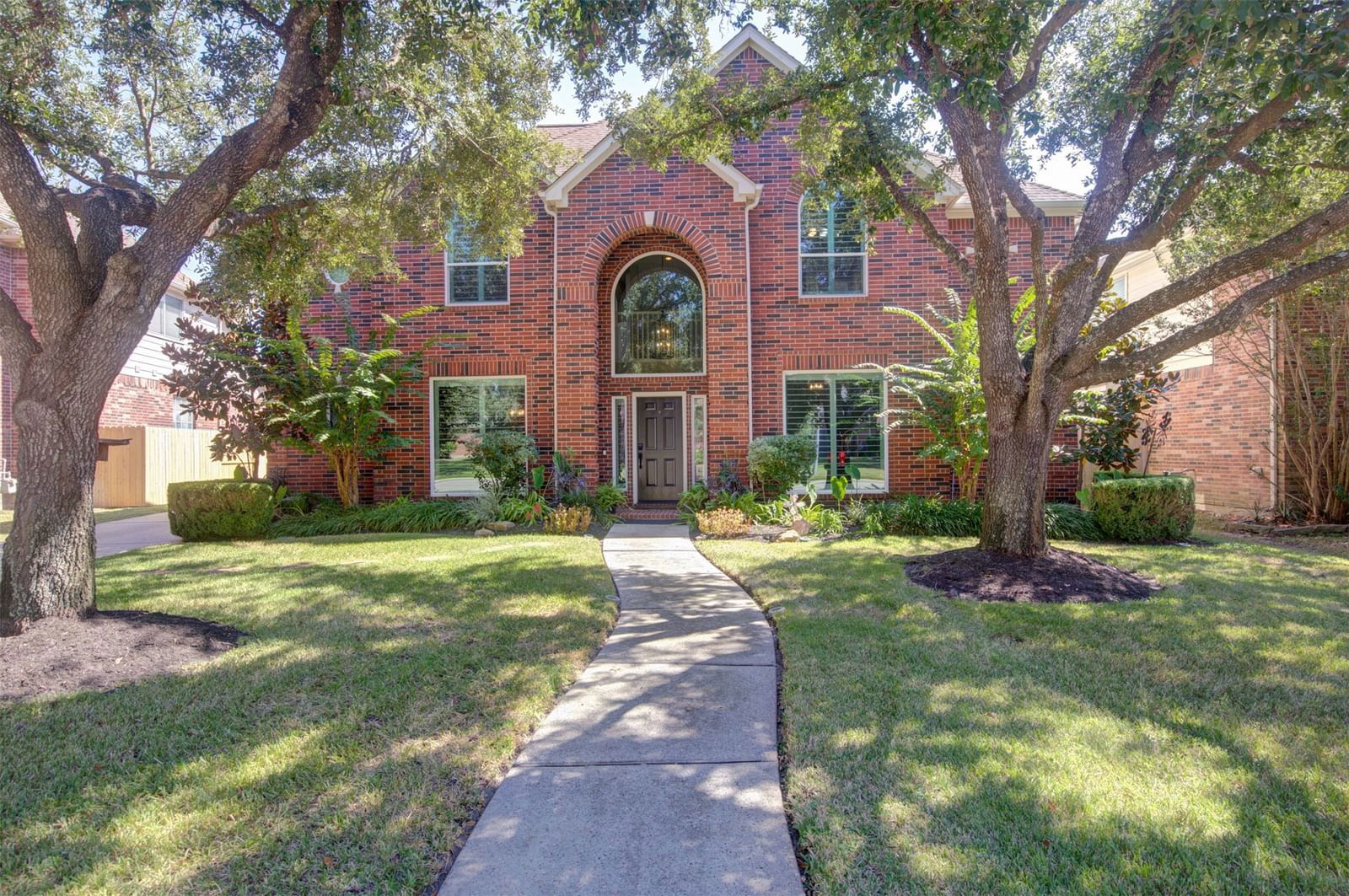 Real estate property located at 20342 Long Cypress, Harris, Cypresswood Glen Sec 3, Spring, TX, US