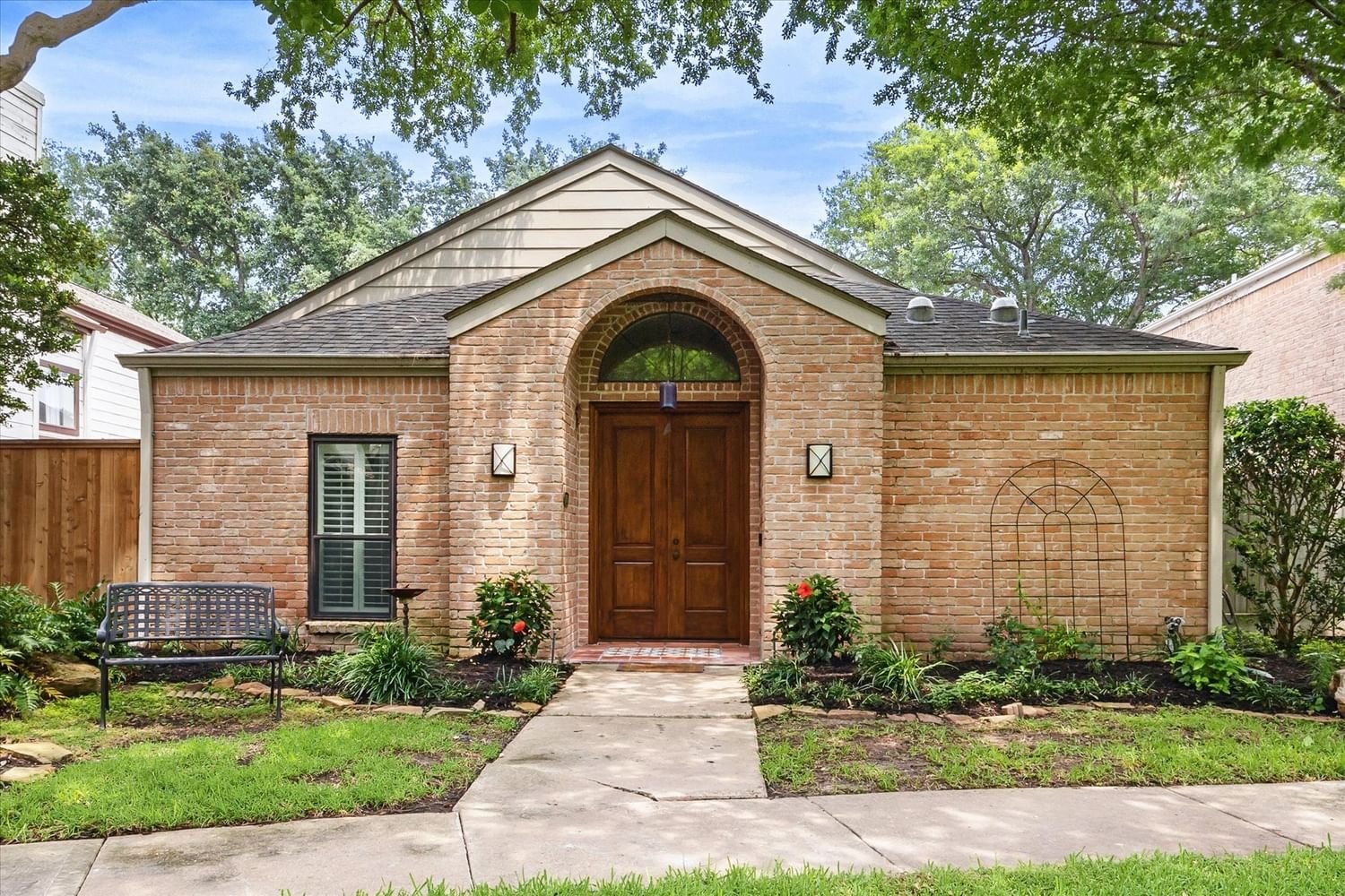 Real estate property located at 2610 Glen Haven, Harris, Cambridge Green Sec 01, Houston, TX, US