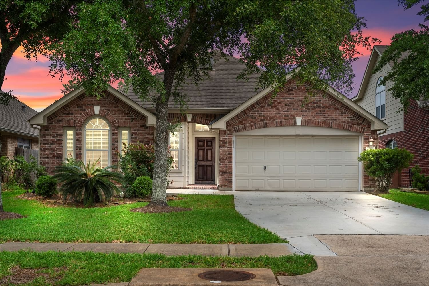 Real estate property located at 11909 Fountain Brook, Brazoria, Shadow Creek Ranch Sf1-Sf2-Sf3, Pearland, TX, US