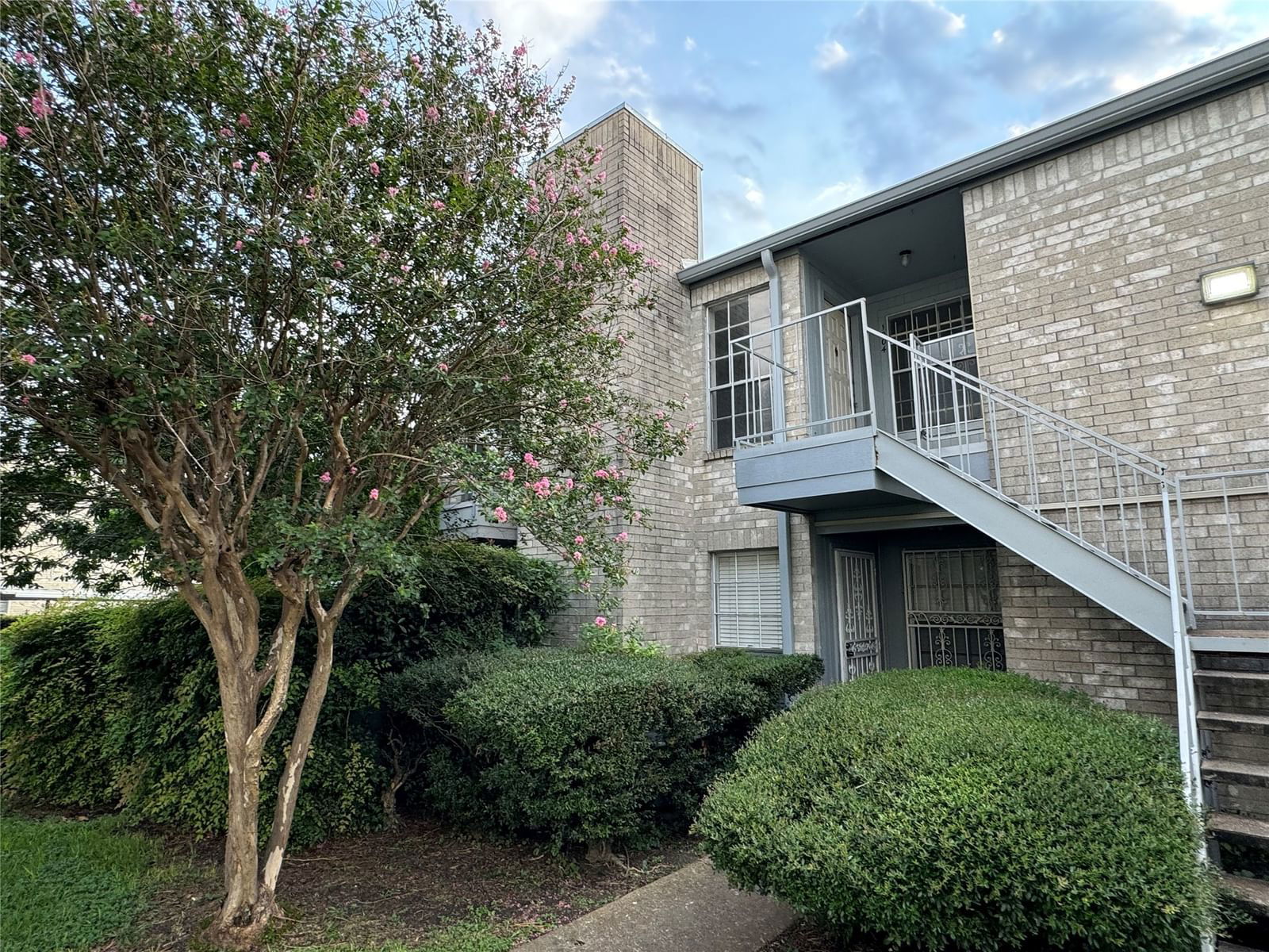 Real estate property located at 7400 Bellerive #1004, Harris, Bellerive Condo, Houston, TX, US