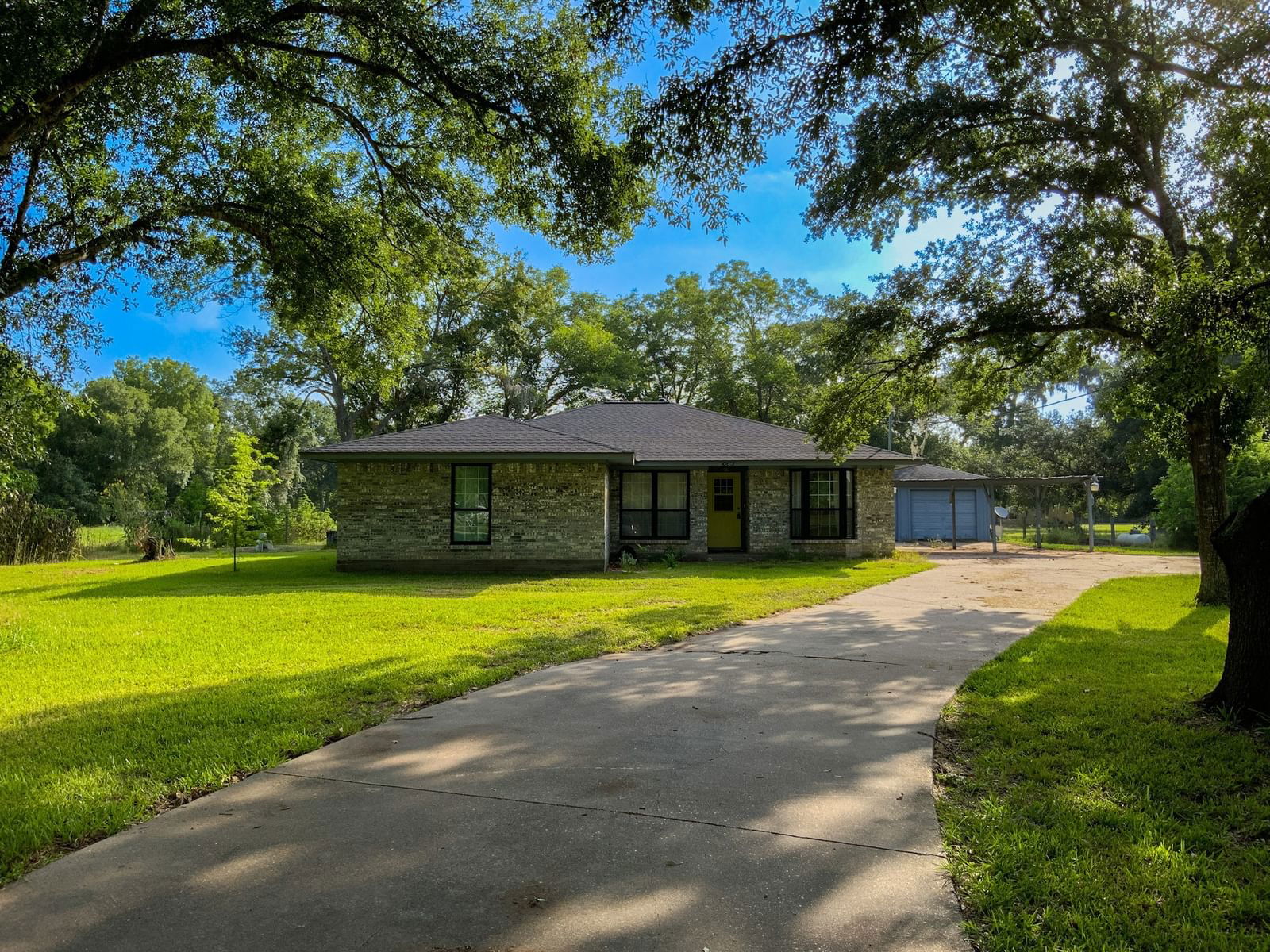 Real estate property located at 1085 FM 1459, Brazoria, Bernard River Oaks, Sweeny, TX, US