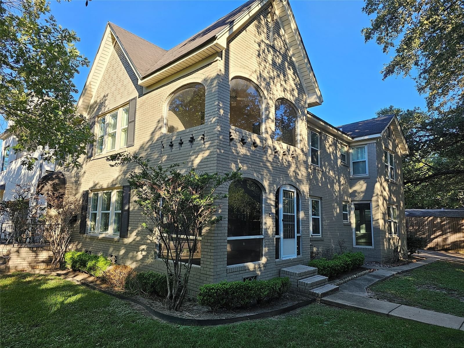 Real estate property located at 2202 South, Harris, Chevy Chase, Houston, TX, US