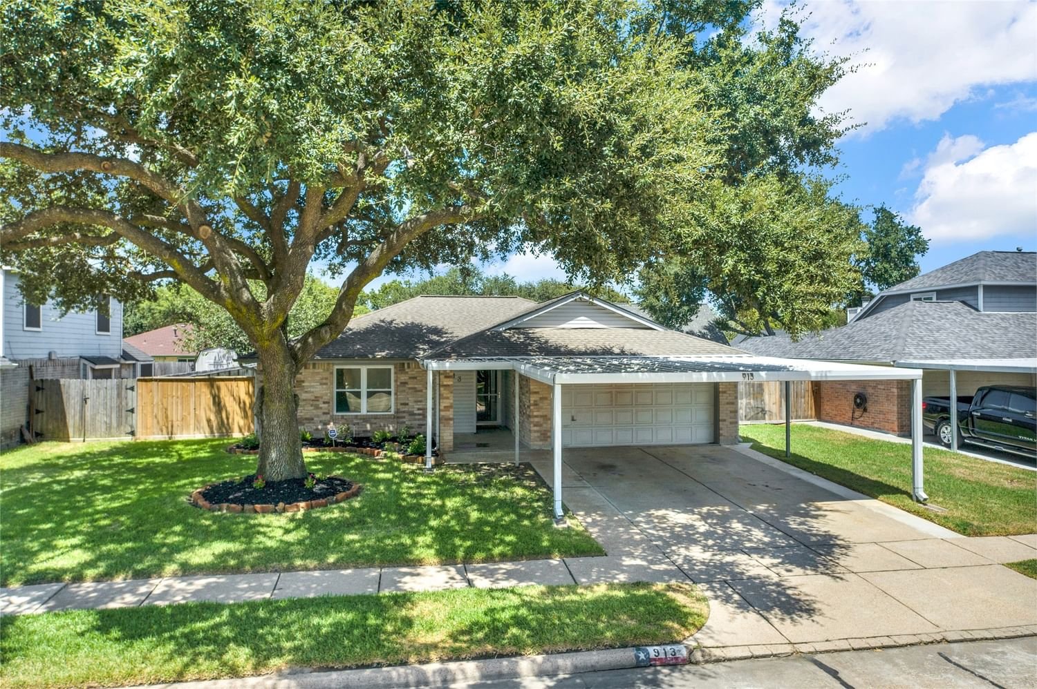 Real estate property located at 913 Willowbriar, Harris, Deer Park, TX, US
