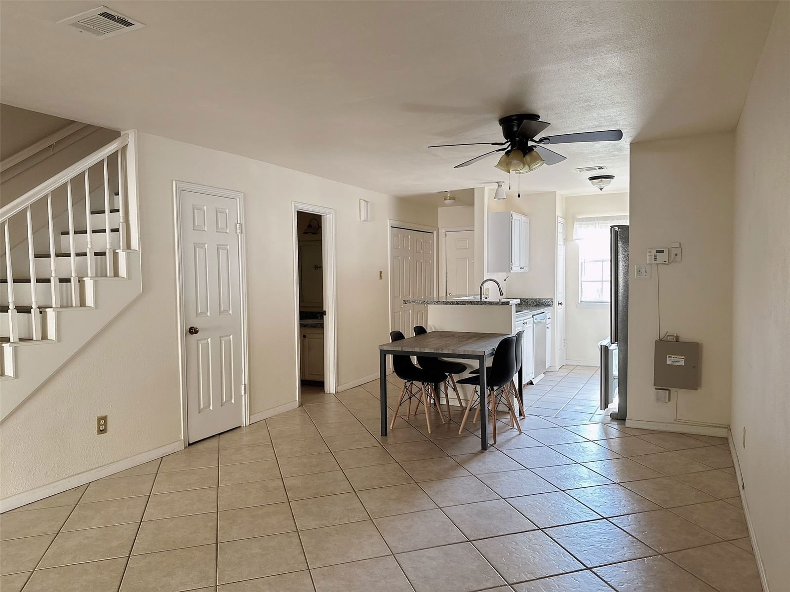 Real estate property located at 2030 Plantation B7, Montgomery, Pine Hollow Condos, Conroe, TX, US