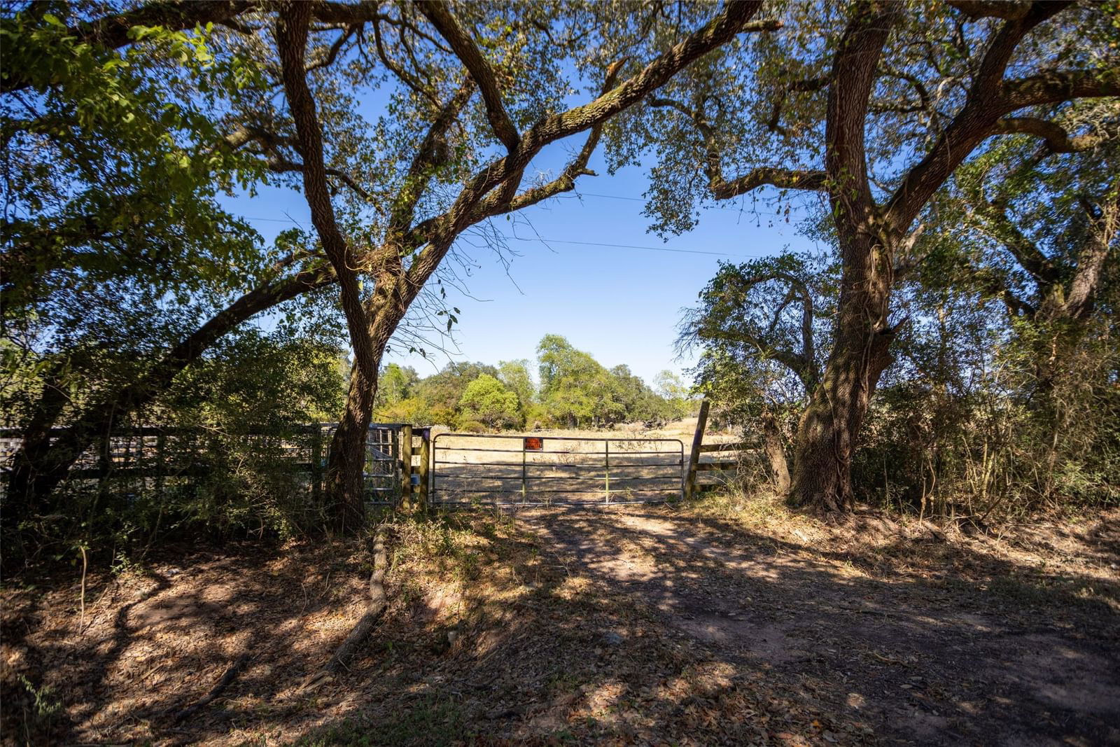 Real estate property located at 000 CR 2152, Colorado, Rock Island Outlots, Rock Island, TX, US