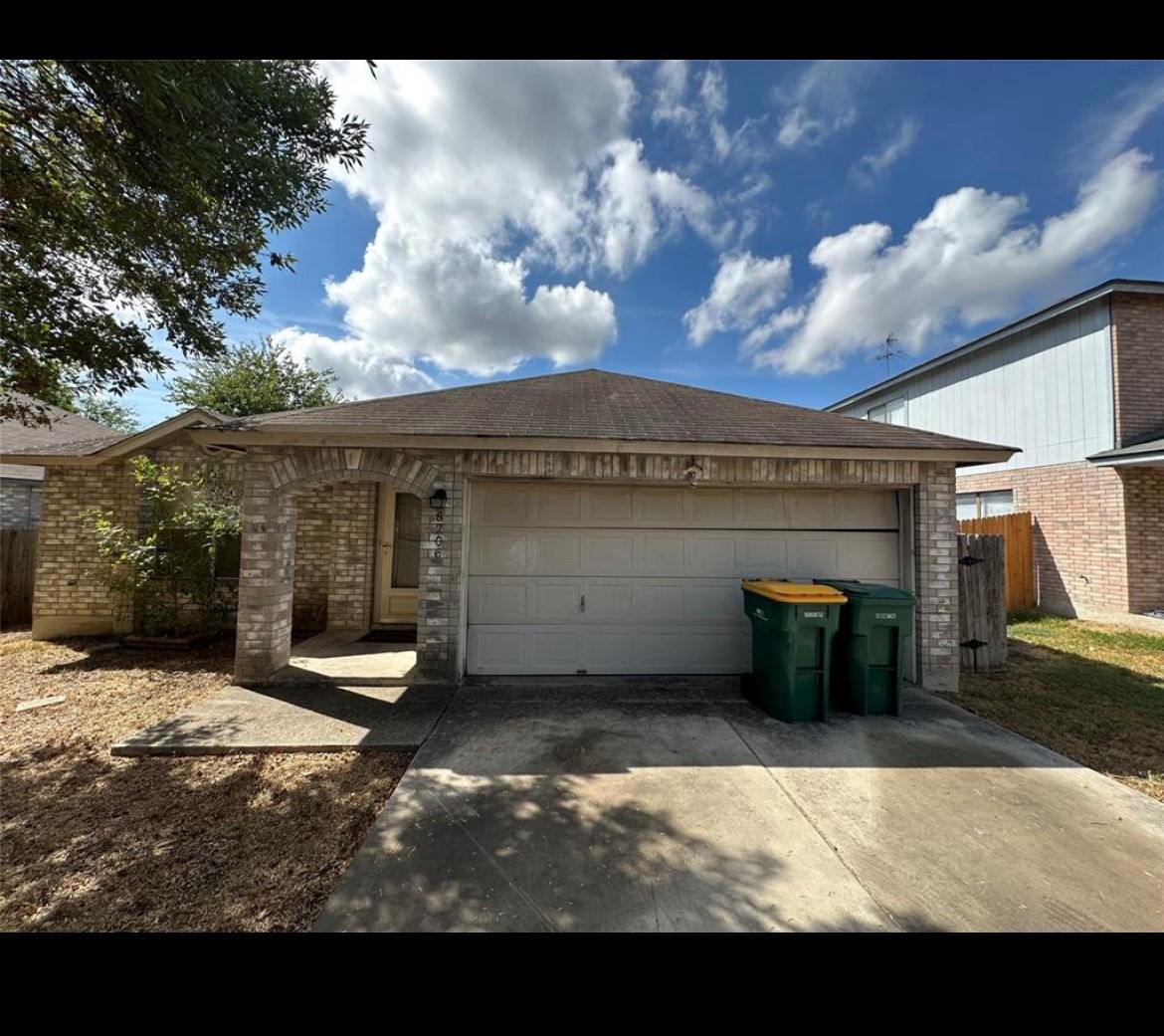 Real estate property located at 8206 Grimchester, Bexar, North Hampton UN, Converse, TX, US