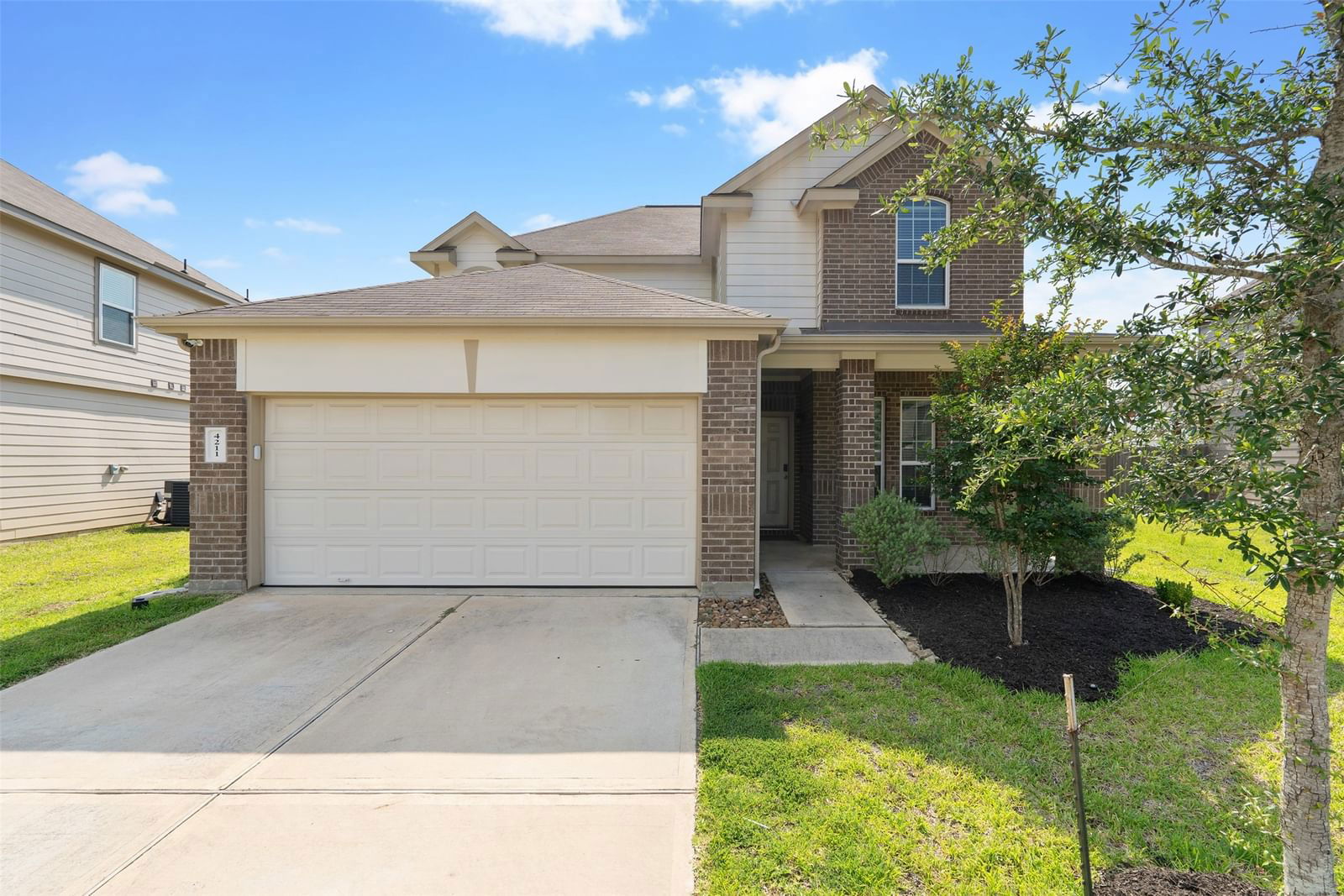 Real estate property located at 4211 Mcgregor Bluff, Montgomery, Madison Bend, Conroe, TX, US