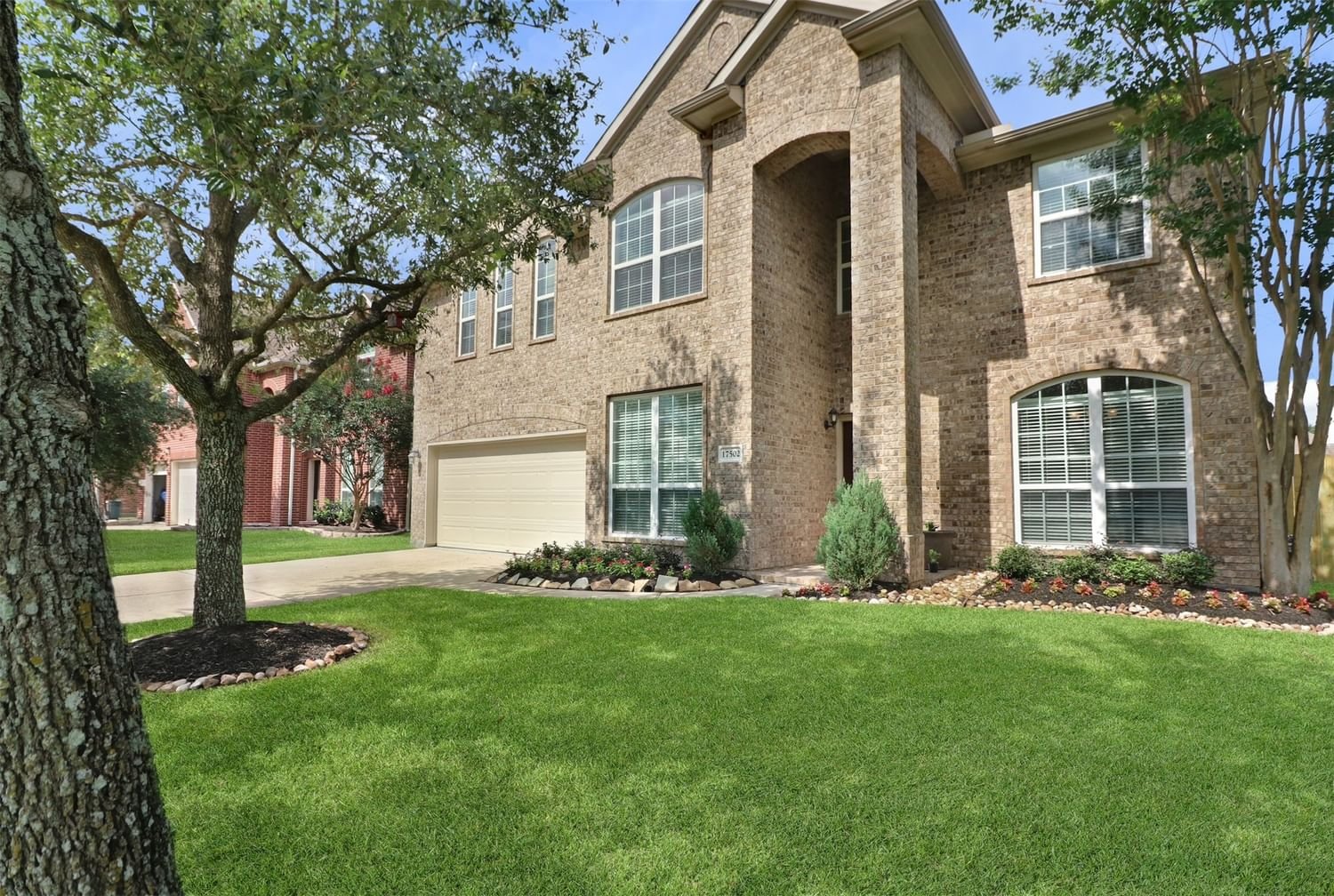 Real estate property located at 17502 Stamford Oaks, Harris, Trails/Cypress Lake Sec 01, Tomball, TX, US