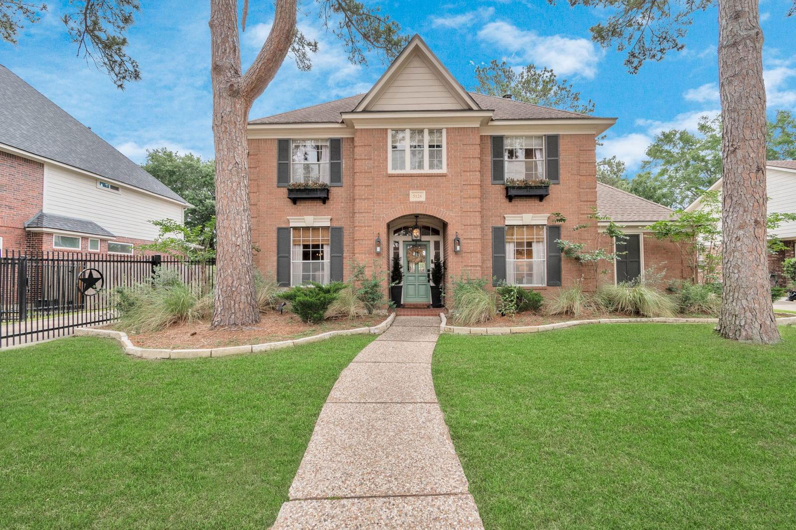 Real estate property located at 5126 Glentworth, Harris, Deerfield Village, Houston, TX, US