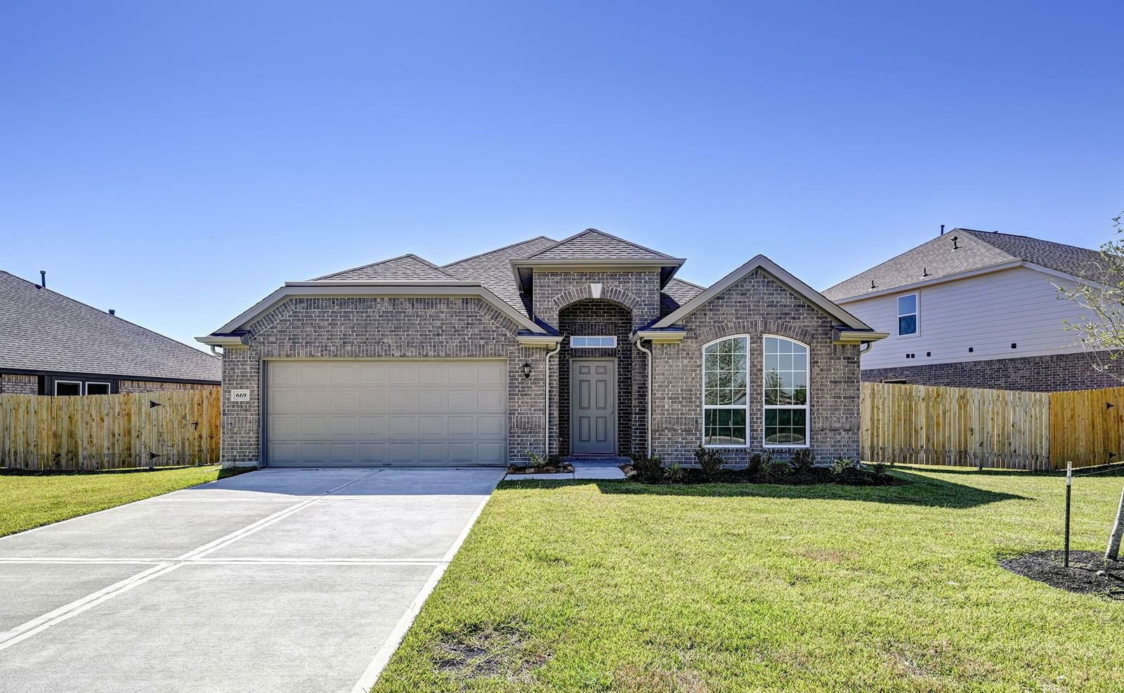 Real estate property located at 669 Woodhaven Lakes, Galveston, Trails at Woodhaven Lakes, La Marque, TX, US