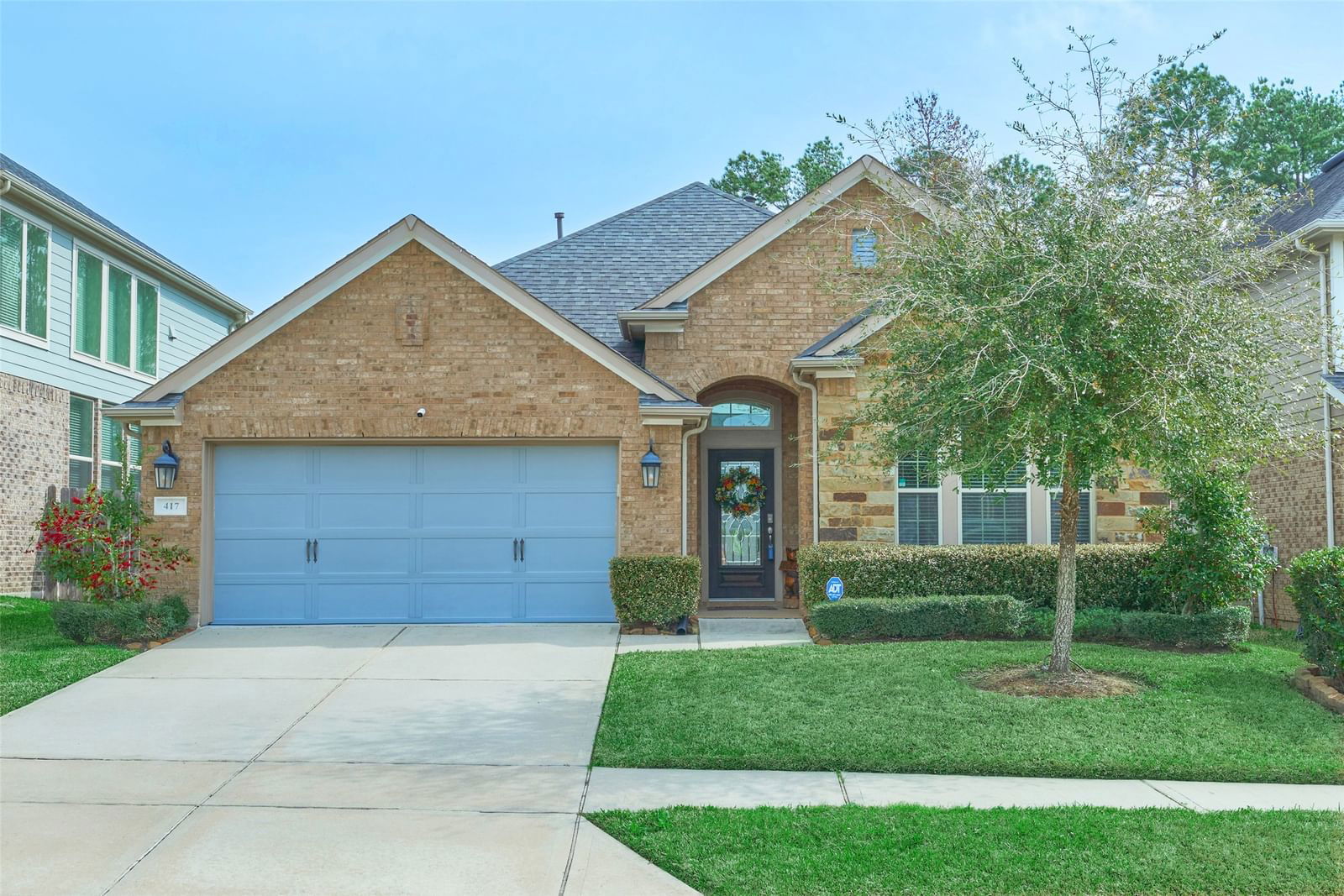 Real estate property located at 417 Billingsgate Chase, Montgomery, Hills Of Westlake 01, Conroe, TX, US