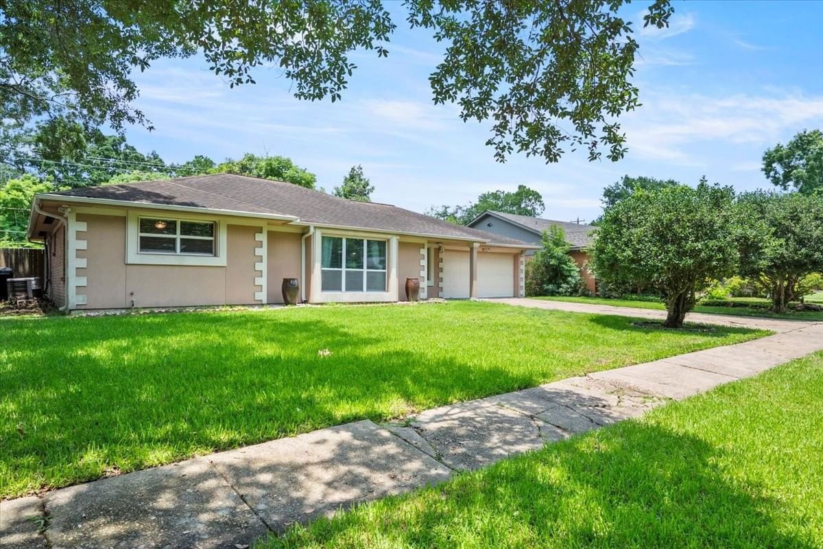 Real estate property located at 10710 Burdine, Harris, Westbury Sec 02, Houston, TX, US