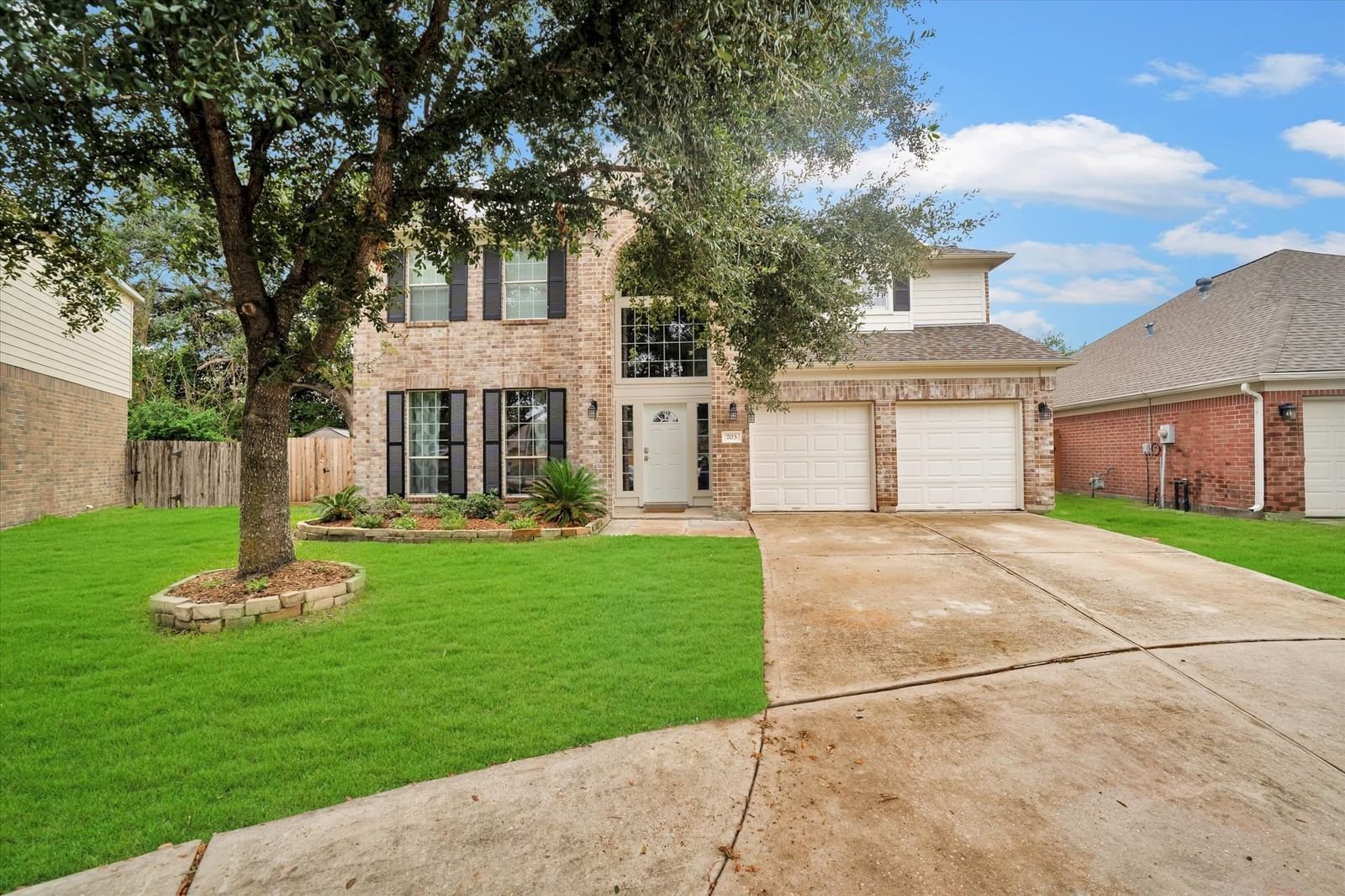 Real estate property located at 703 New Pines, Harris, Park At Northgate Crossing, Spring, TX, US