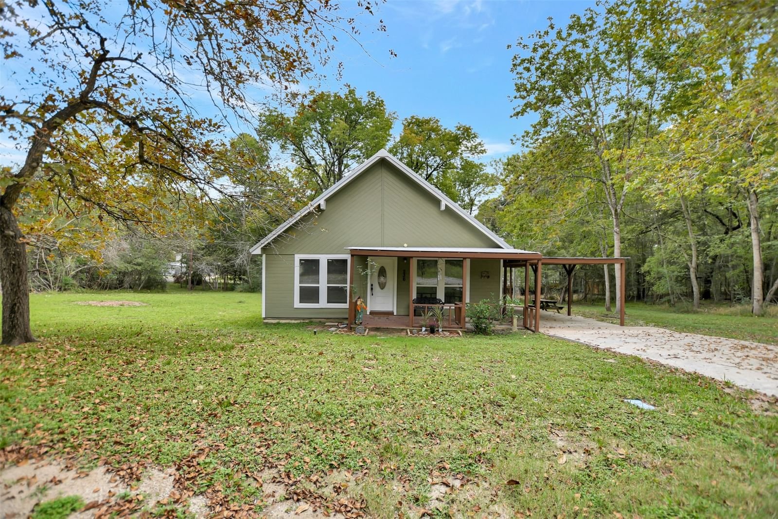 Real estate property located at 236 Post Oak, Trinity, Pinecrest Estate Sec A, Trinity, TX, US