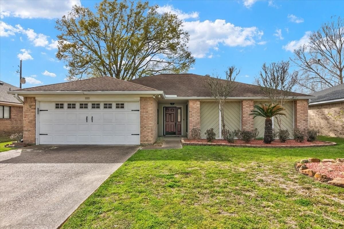 Real estate property located at 1011 Meadowridge, Jefferson, Evangeline Meadow, Beaumont, TX, US