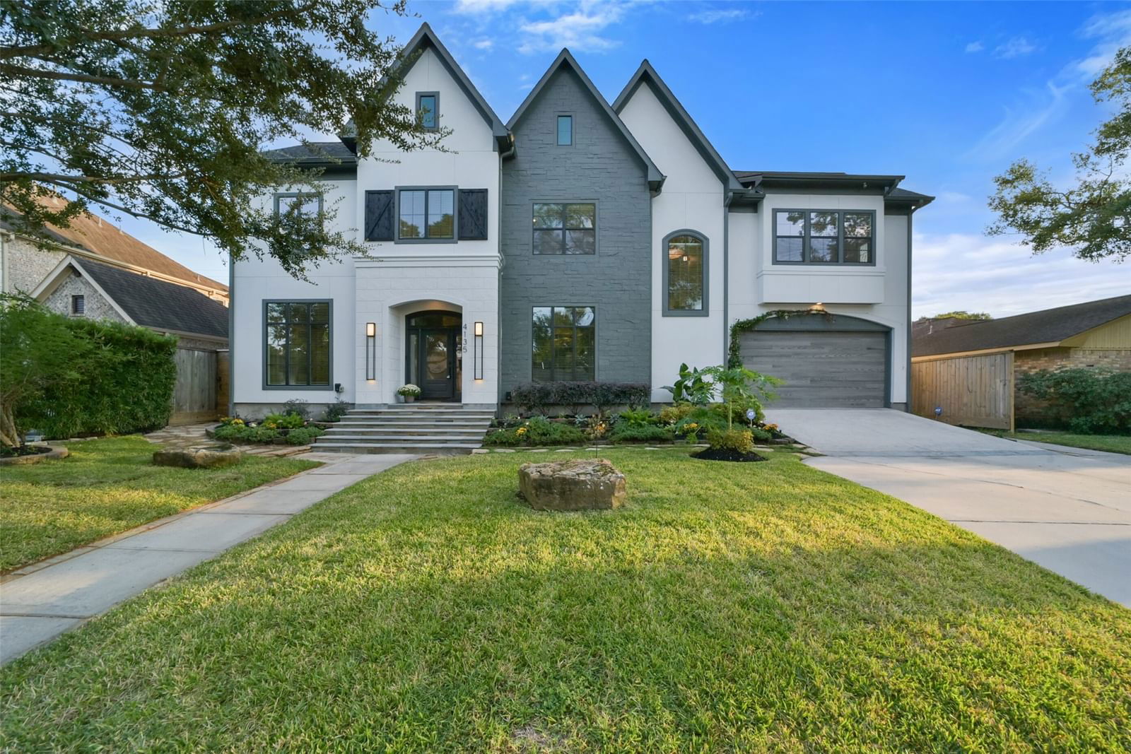 Real estate property located at 4135 Martinshire, Harris, Woodshire, Houston, TX, US