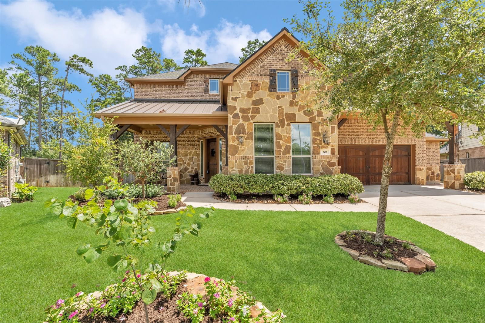 Real estate property located at 203 Gaillardia, Montgomery, Woodtrace 02, Pinehurst, TX, US