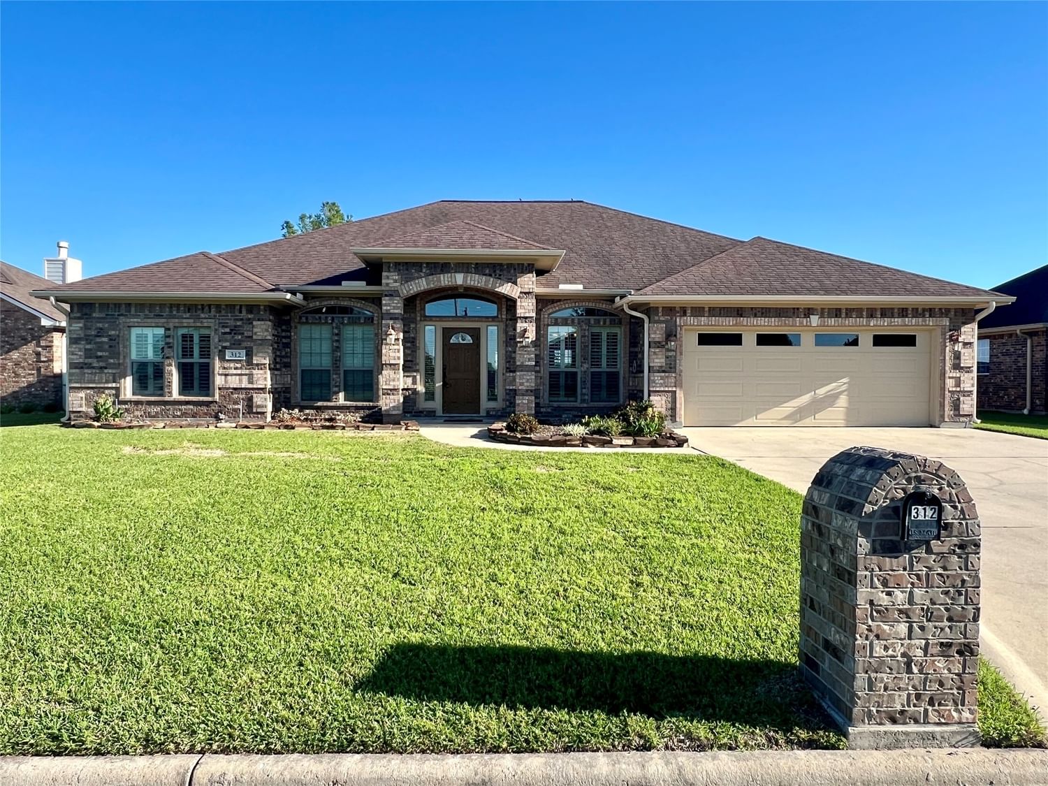 Real estate property located at 312 Sam Houston, Wharton, Herrmann Estates Sect1, El Campo, TX, US