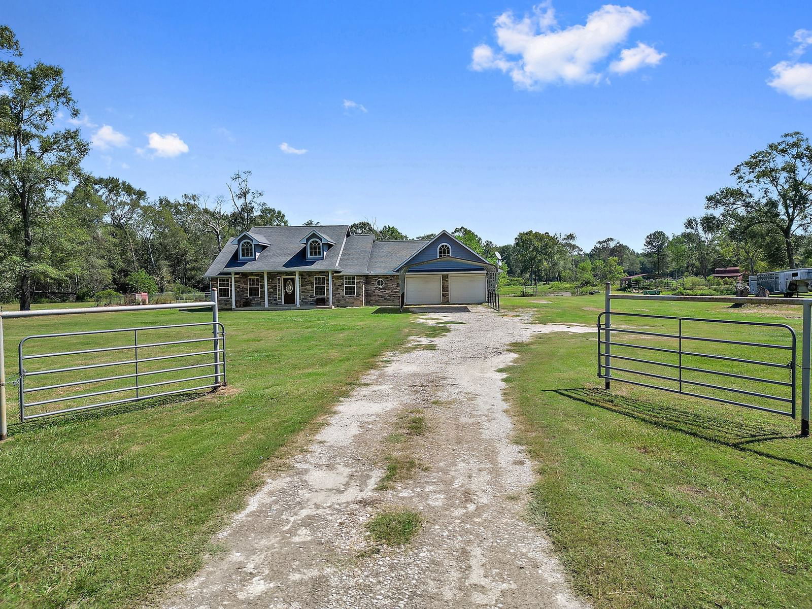 Real estate property located at 3075 Fm 1409, Liberty, E Munson, Dayton, TX, US