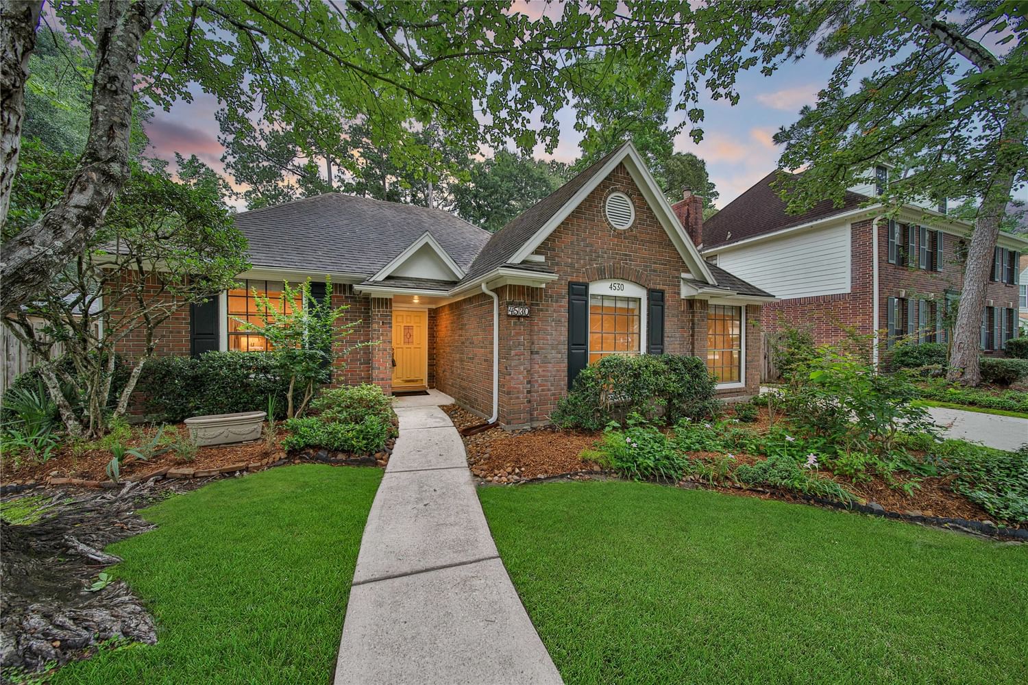 Real estate property located at 4530 Natural Bridge, Harris, Mills Branch Village, Kingwood, TX, US