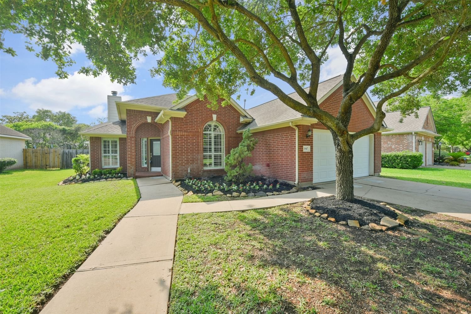 Real estate property located at 1947 Misty Falls, Fort Bend, Pecan Lakes Sec 2, Richmond, TX, US