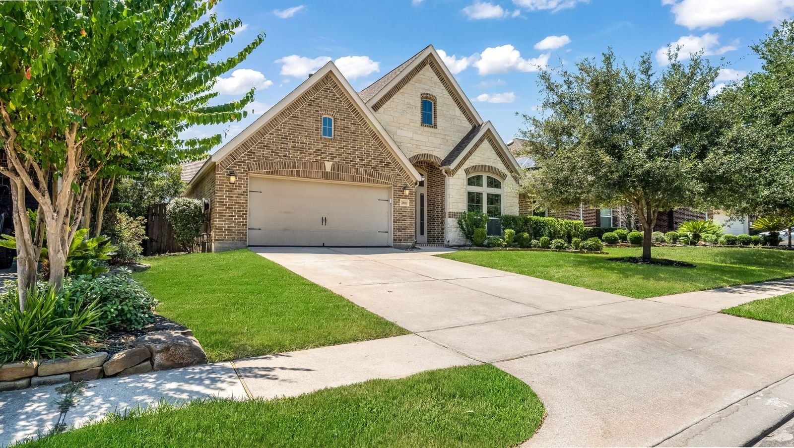 Real estate property located at 28011 Hallimore, Montgomery, Harmony, Spring, TX, US