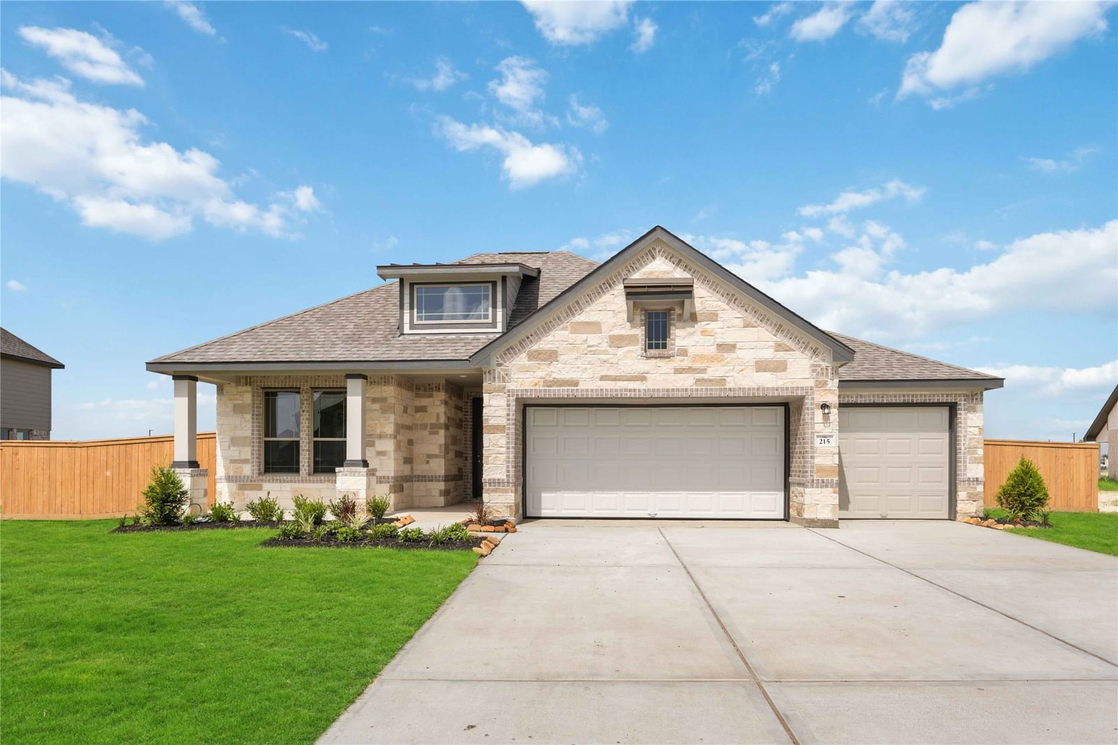 Real estate property located at 215 Valley Ranch, Liberty, River Ranch Estates, Dayton, TX, US