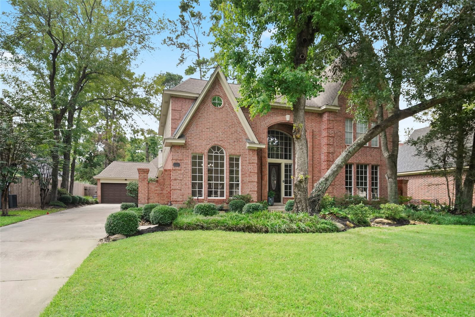 Real estate property located at 115 Split Rock, Montgomery, Woodlands Village Panther Creek 28, The Woodlands, TX, US