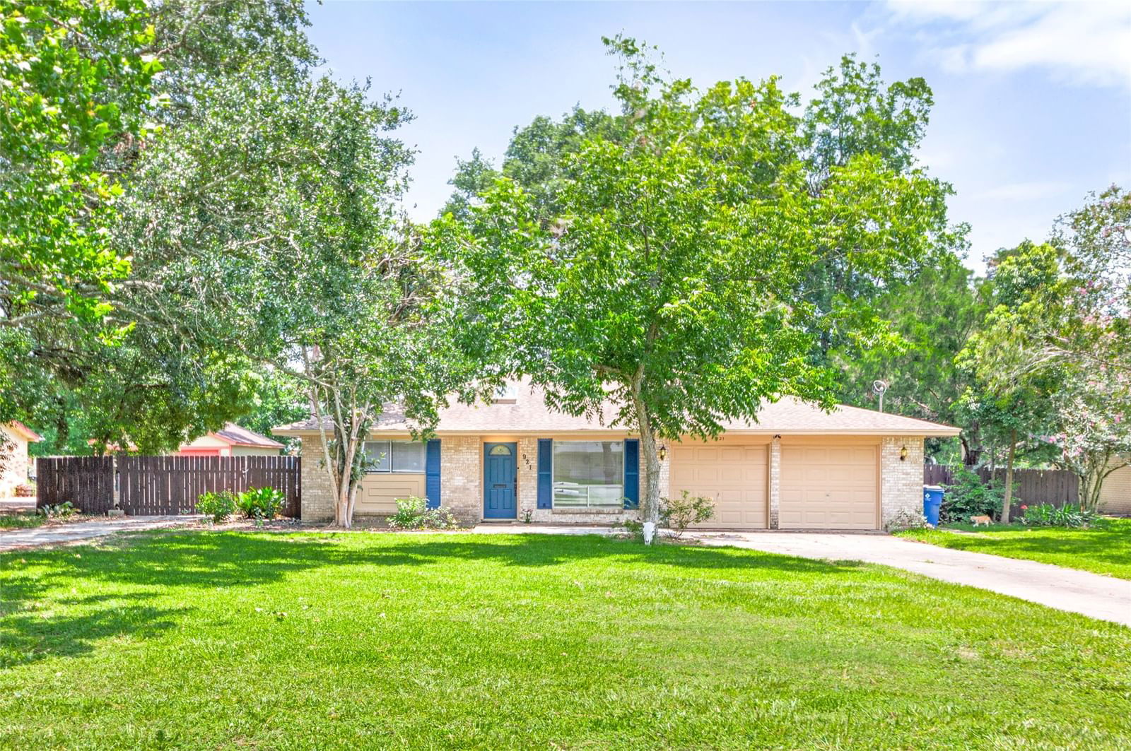 Real estate property located at 921 Western, Brazoria, Shady Acres Angleton, Angleton, TX, US