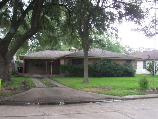 Real estate property located at 1117 West, Fort Bend, Hy Thompson Add, Rosenberg, TX, US