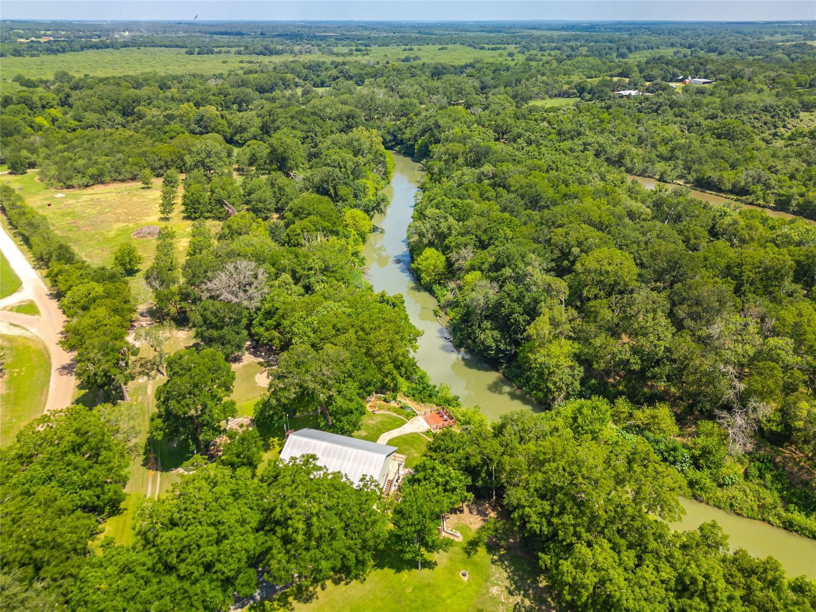 Real estate property located at 98 County Road 250, Gonzales, N/A, Ottine, TX, US