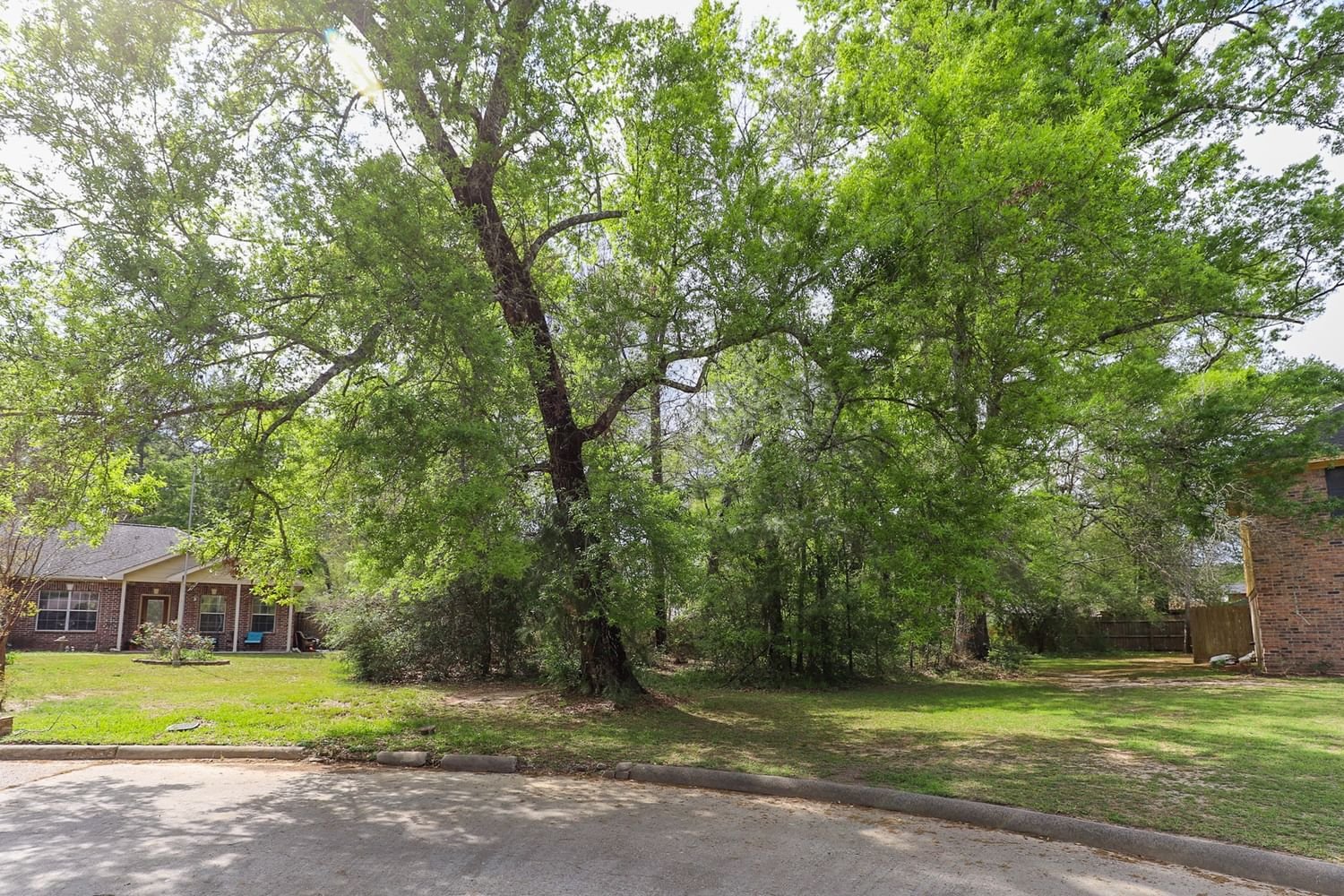 Real estate property located at 407 Cliffbrook, Liberty, Kirby Woods, Cleveland, TX, US