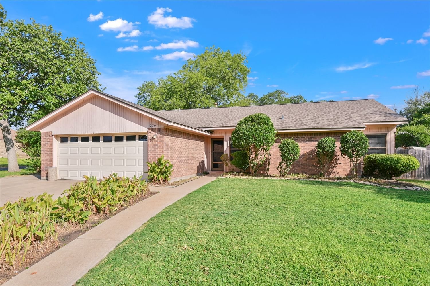 Real estate property located at 2701 Wilderness, Brazos, Raintree Ph 04, College Station, TX, US