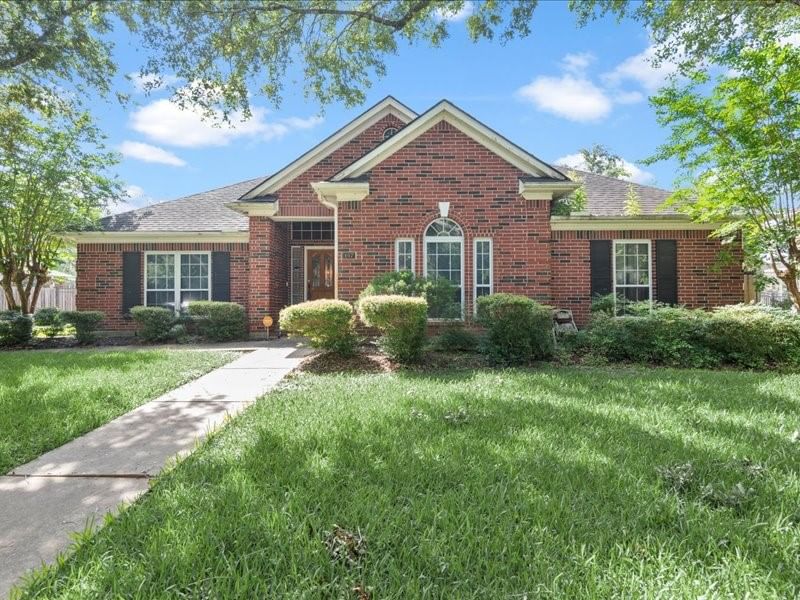 Real estate property located at 407 Silverleaf, Galveston, Sterlingwood 87, Friendswood, TX, US