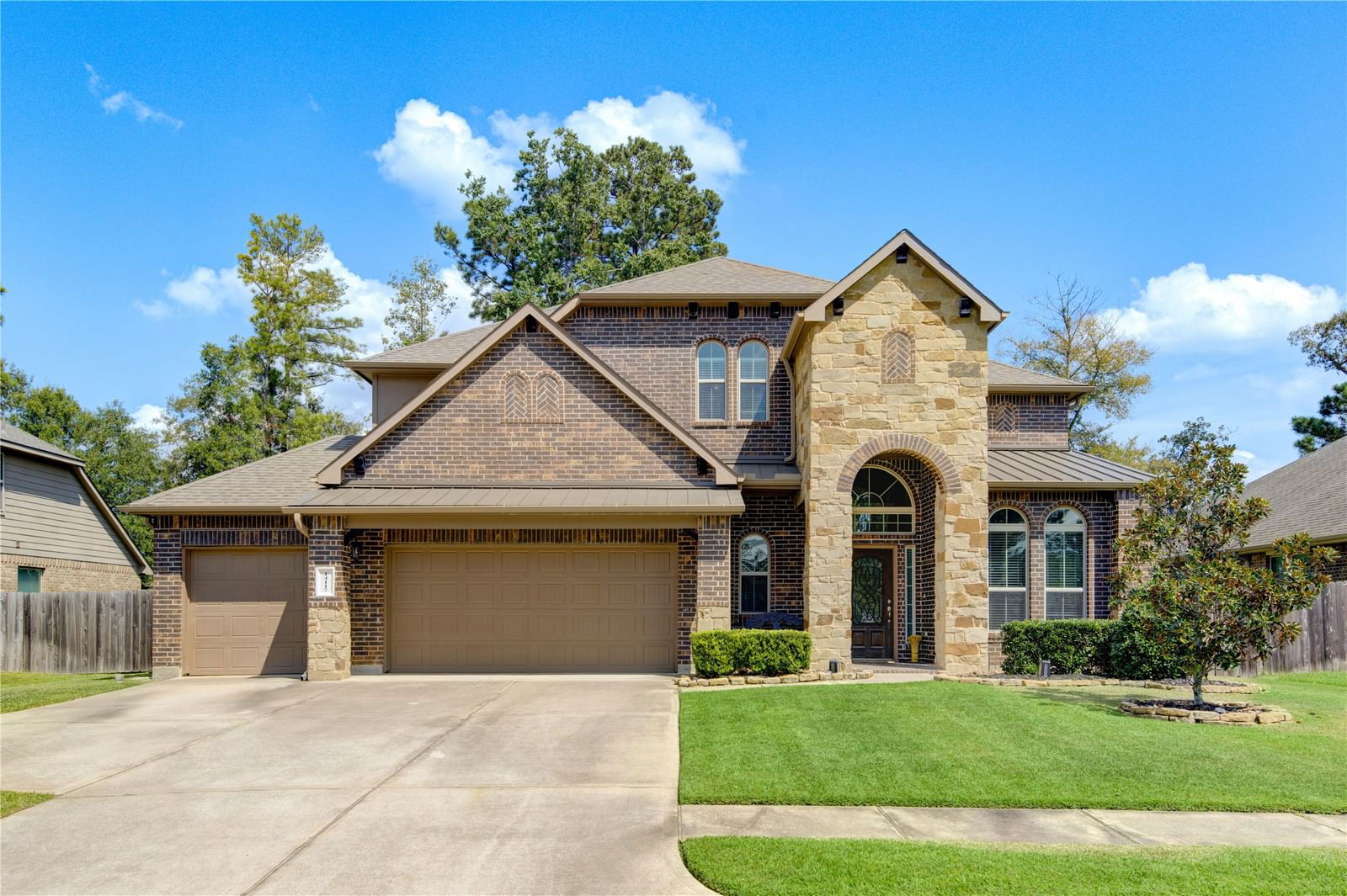 Real estate property located at 14117 Sun Notch, Montgomery, Fosters Ridge, Conroe, TX, US