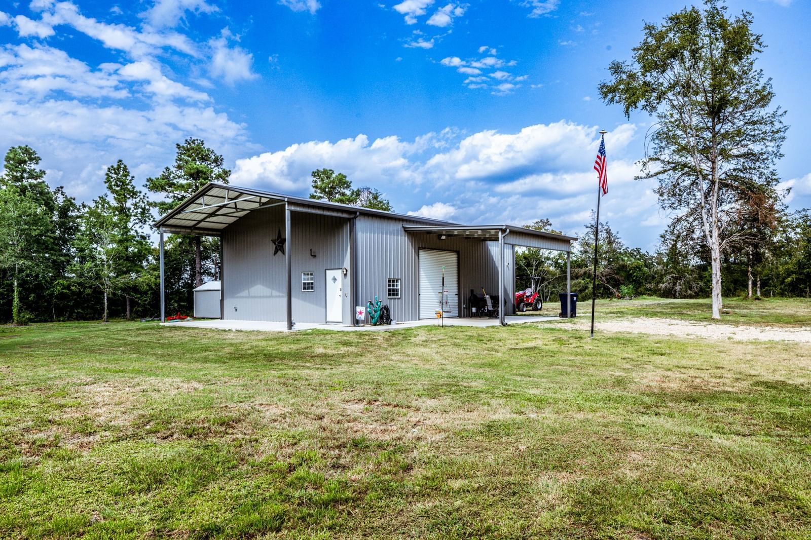 Real estate property located at 207 George Wilson Rd, Walker, none, Huntsville, TX, US