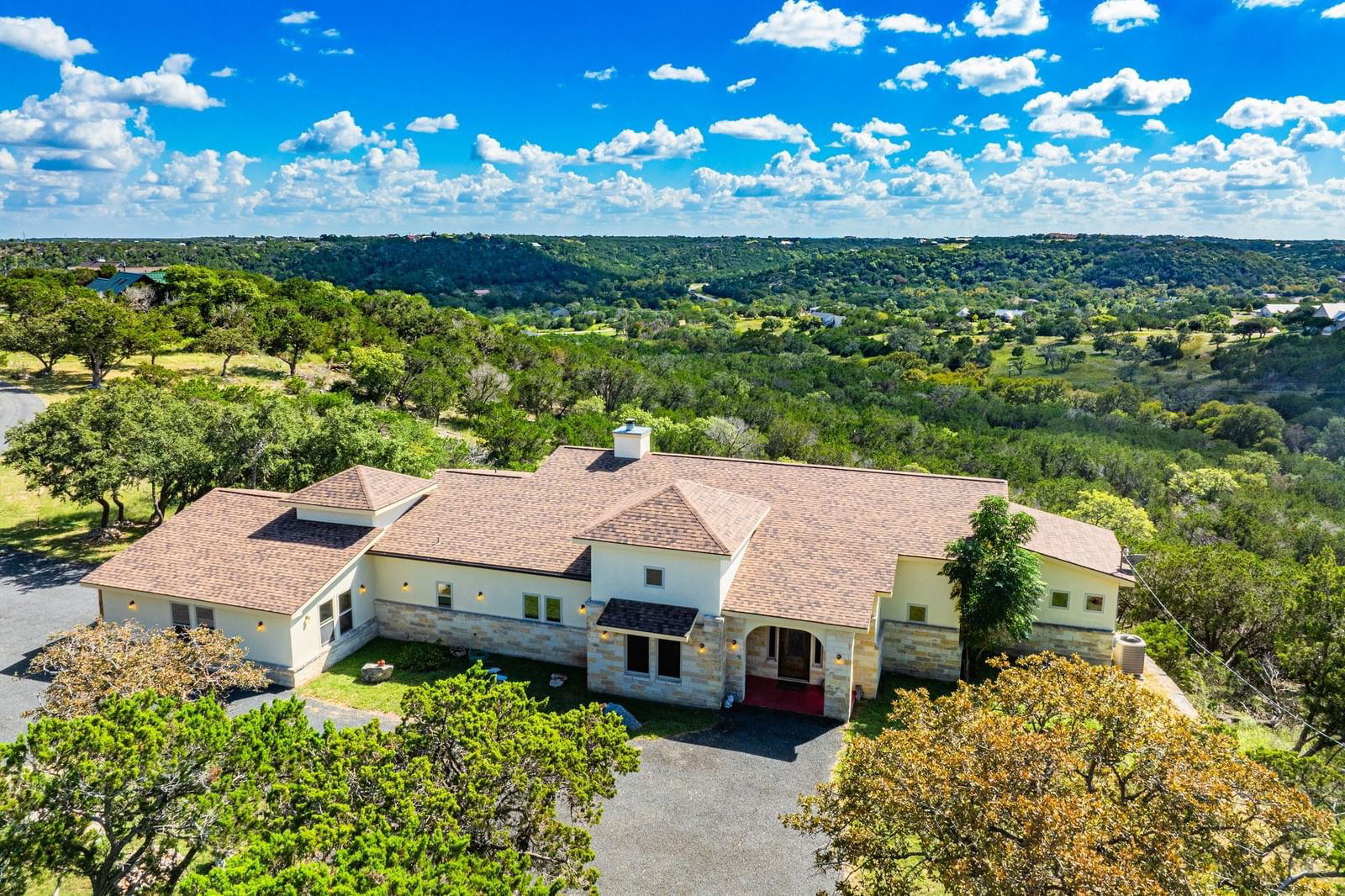 Real estate property located at 370 St Mark Path, Kerr, The Horizon, Kerrville, TX, US