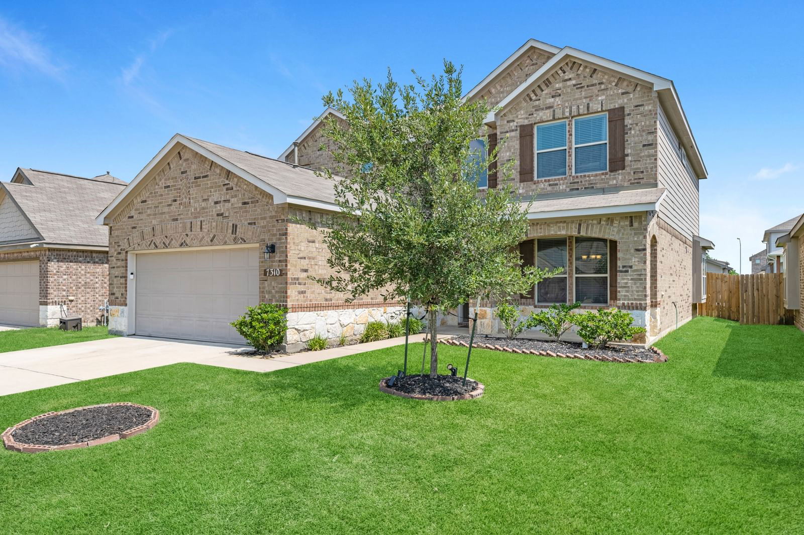 Real estate property located at 7310 Cypress Black Oak, Harris, Cypress Oaks Sec 2, Cypress, TX, US