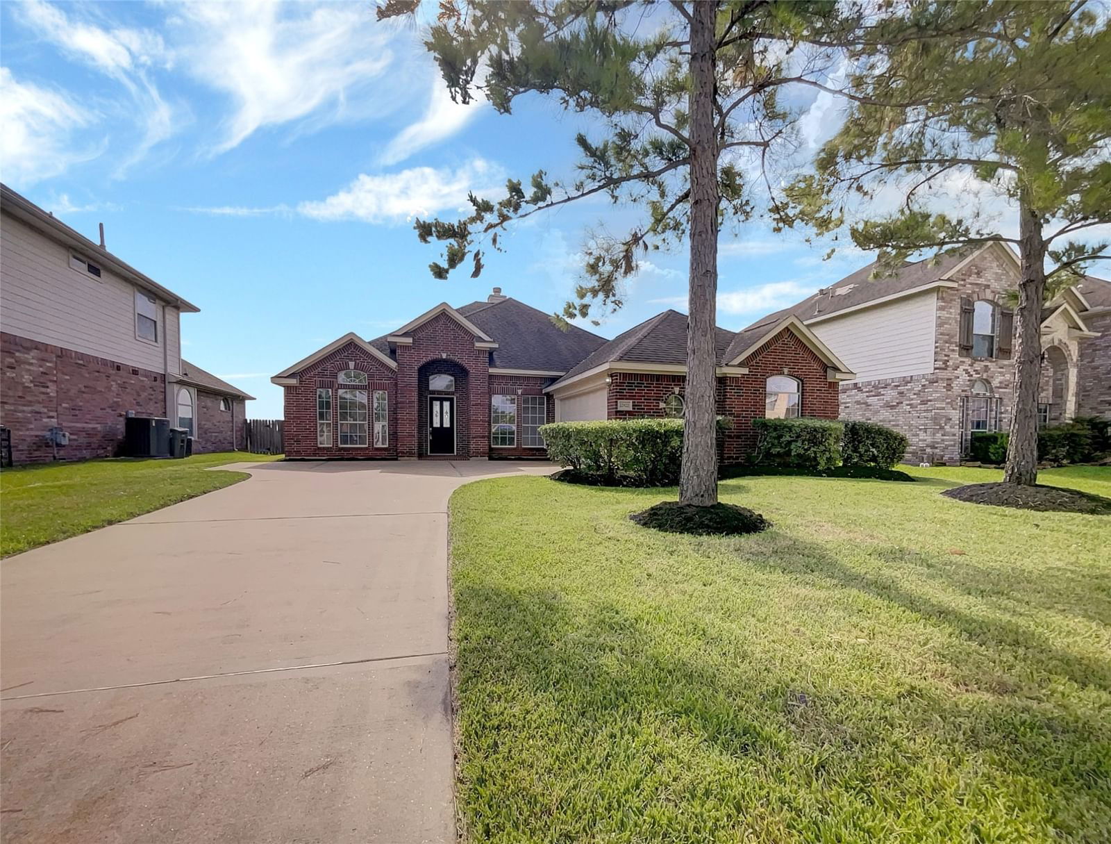 Real estate property located at 22822 Arbor Cove, Fort Bend, Parkway Lakes Sec 1, Richmond, TX, US